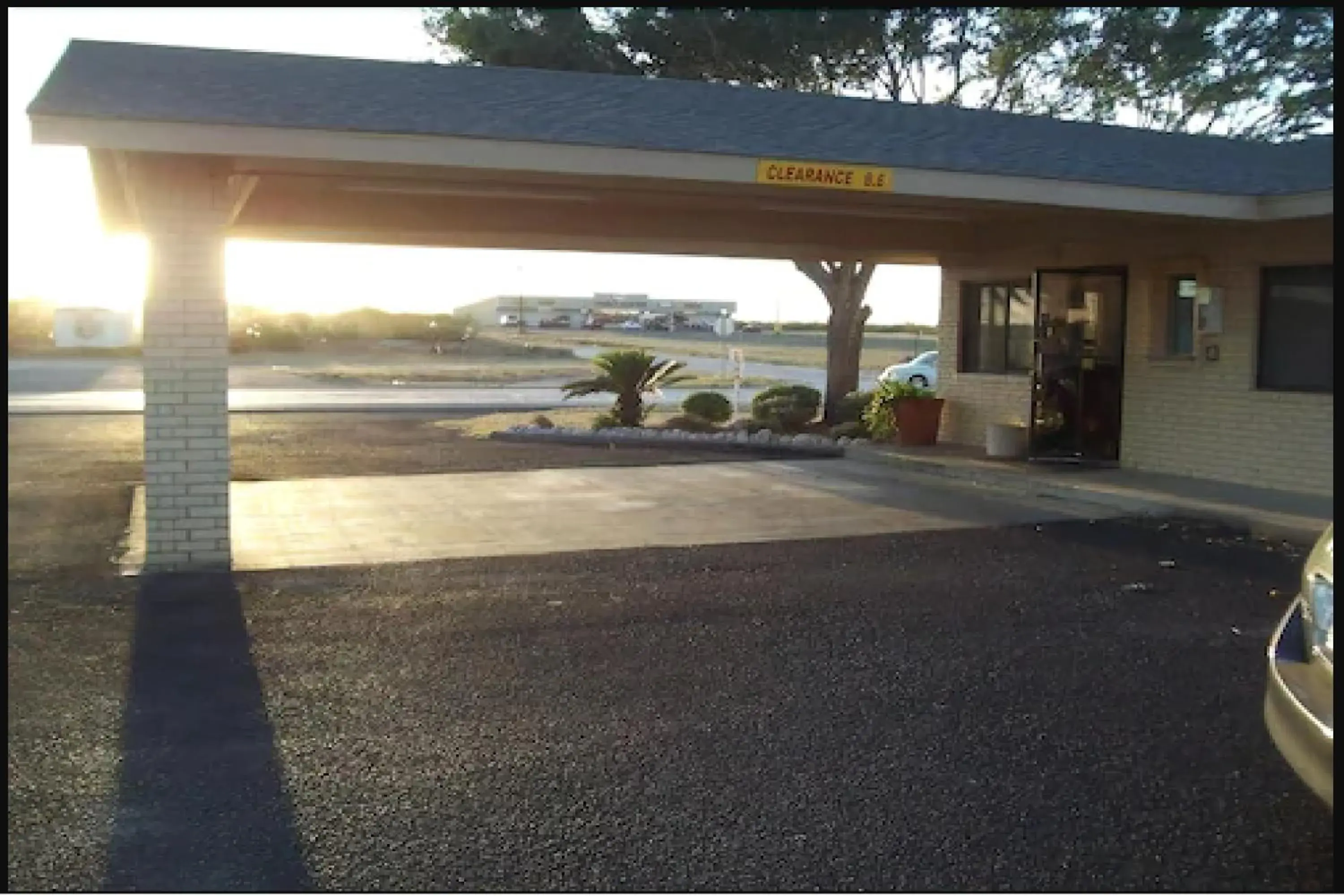 Facade/entrance in Hebbronville Executive Inn