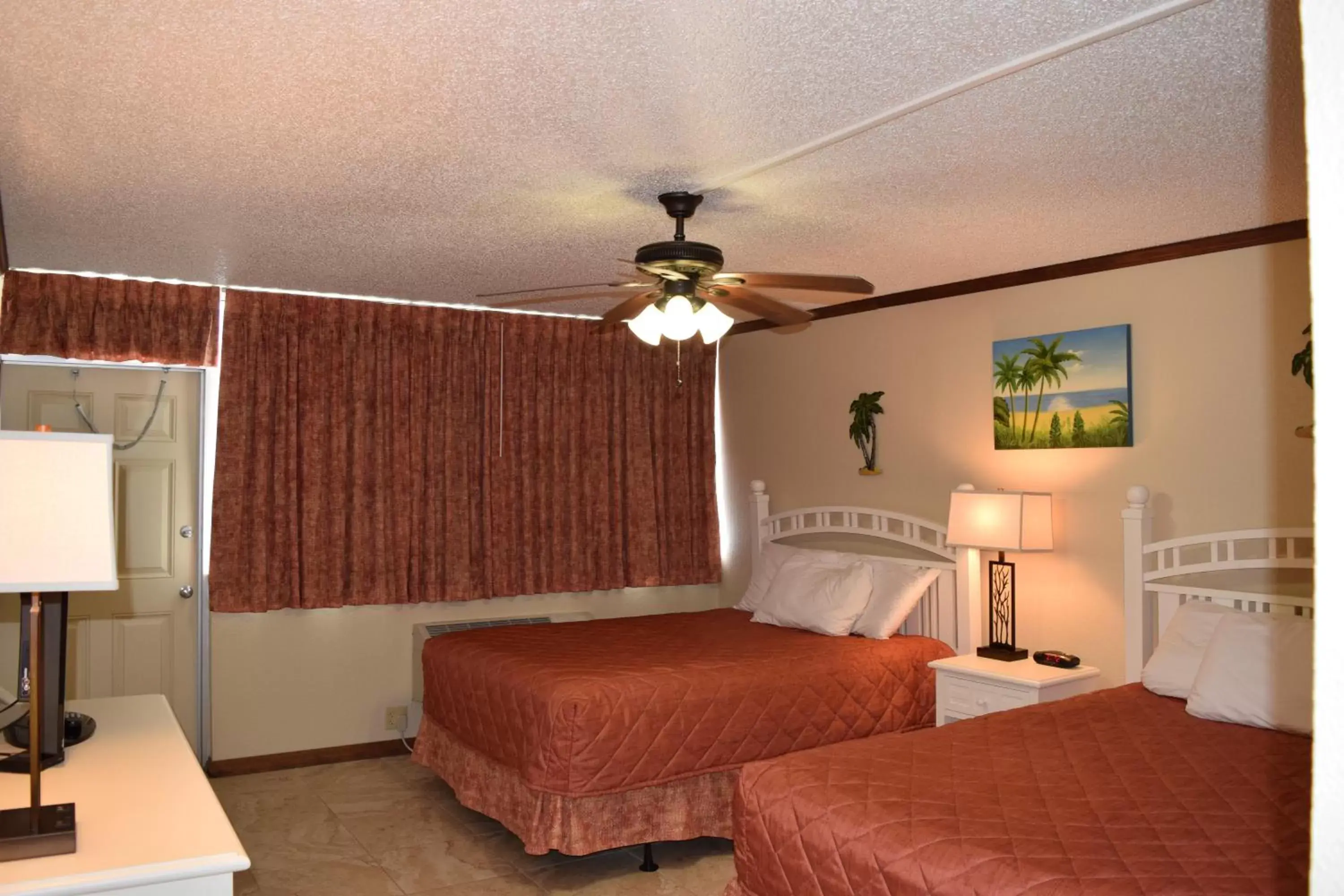 Bed in Ocean Landings Resort