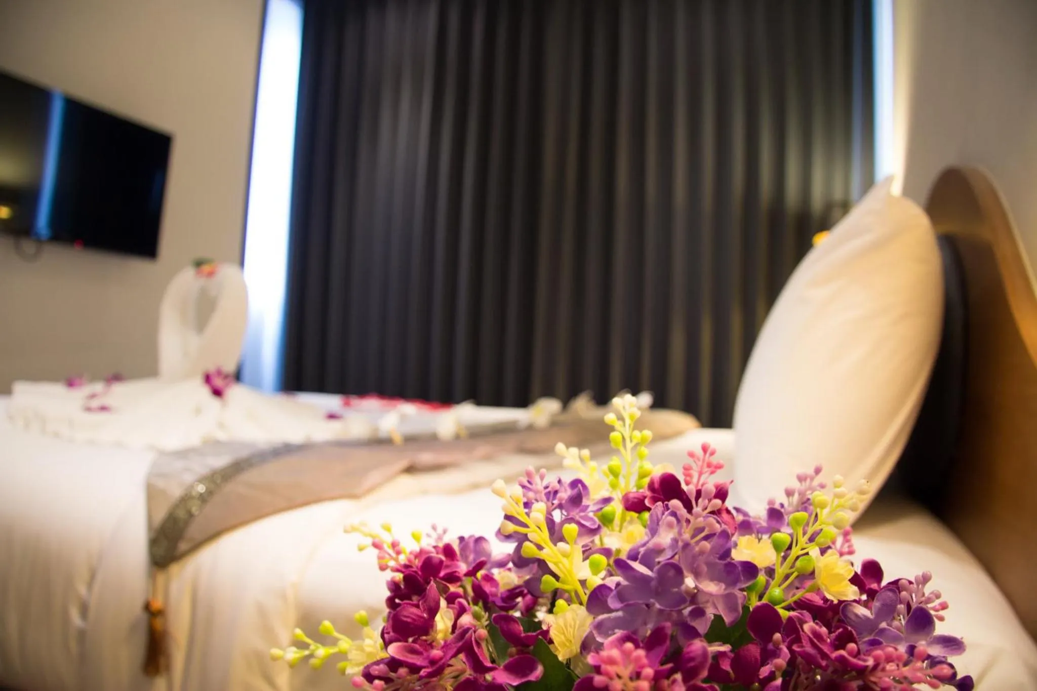 Bed in At Samui Boutique Hotel