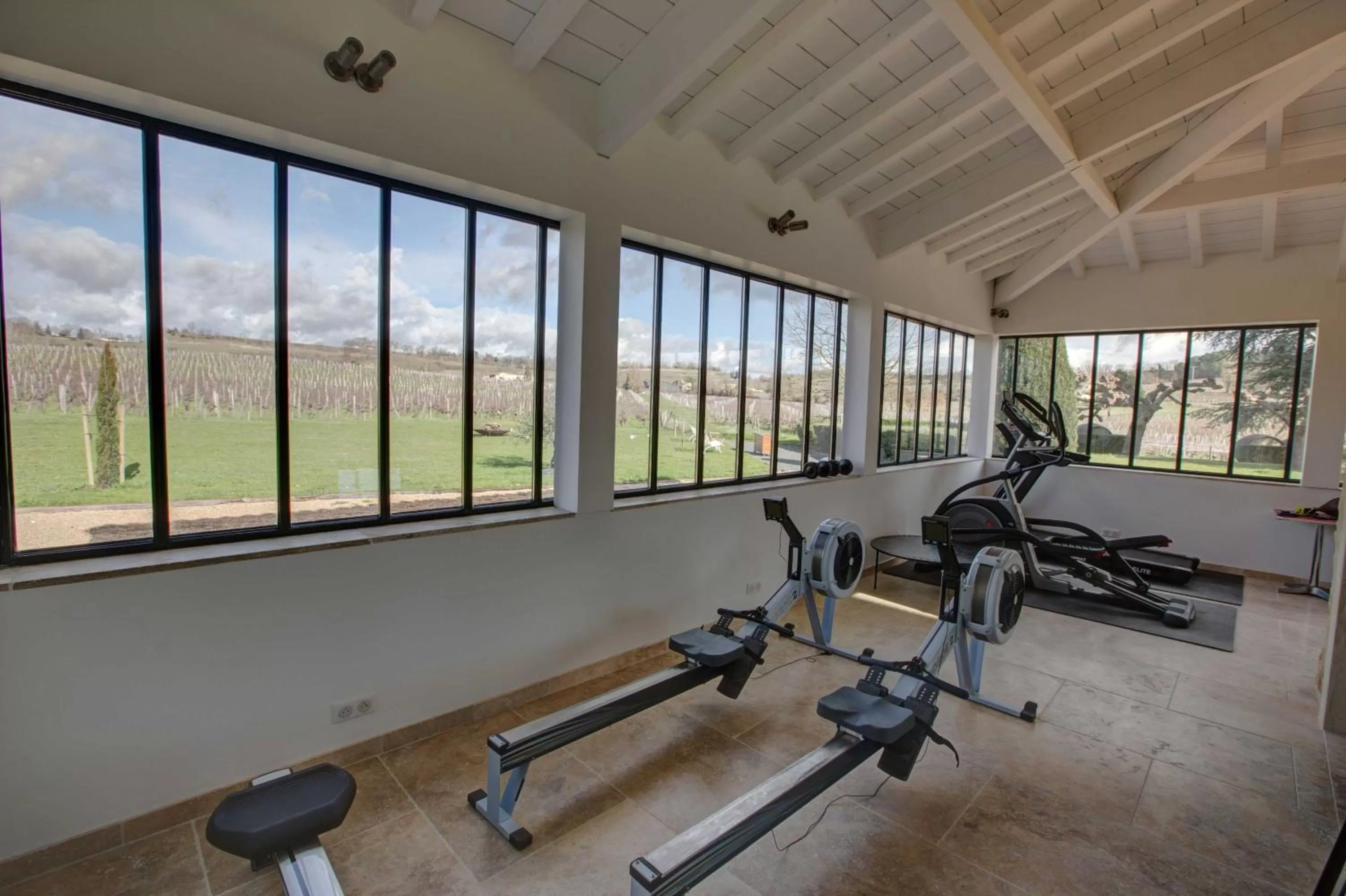 Fitness centre/facilities in Chateau du Palanquey & SPA