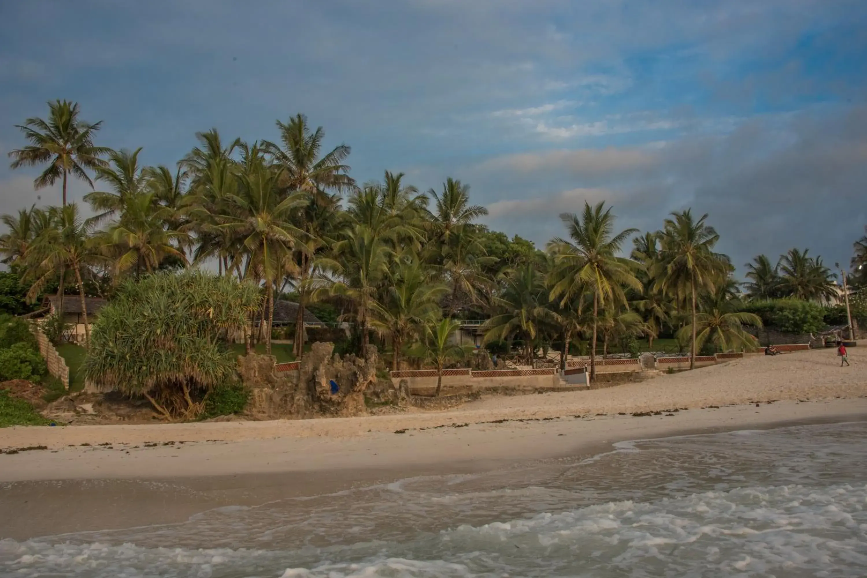 Beach in Baobab Sea Lodge