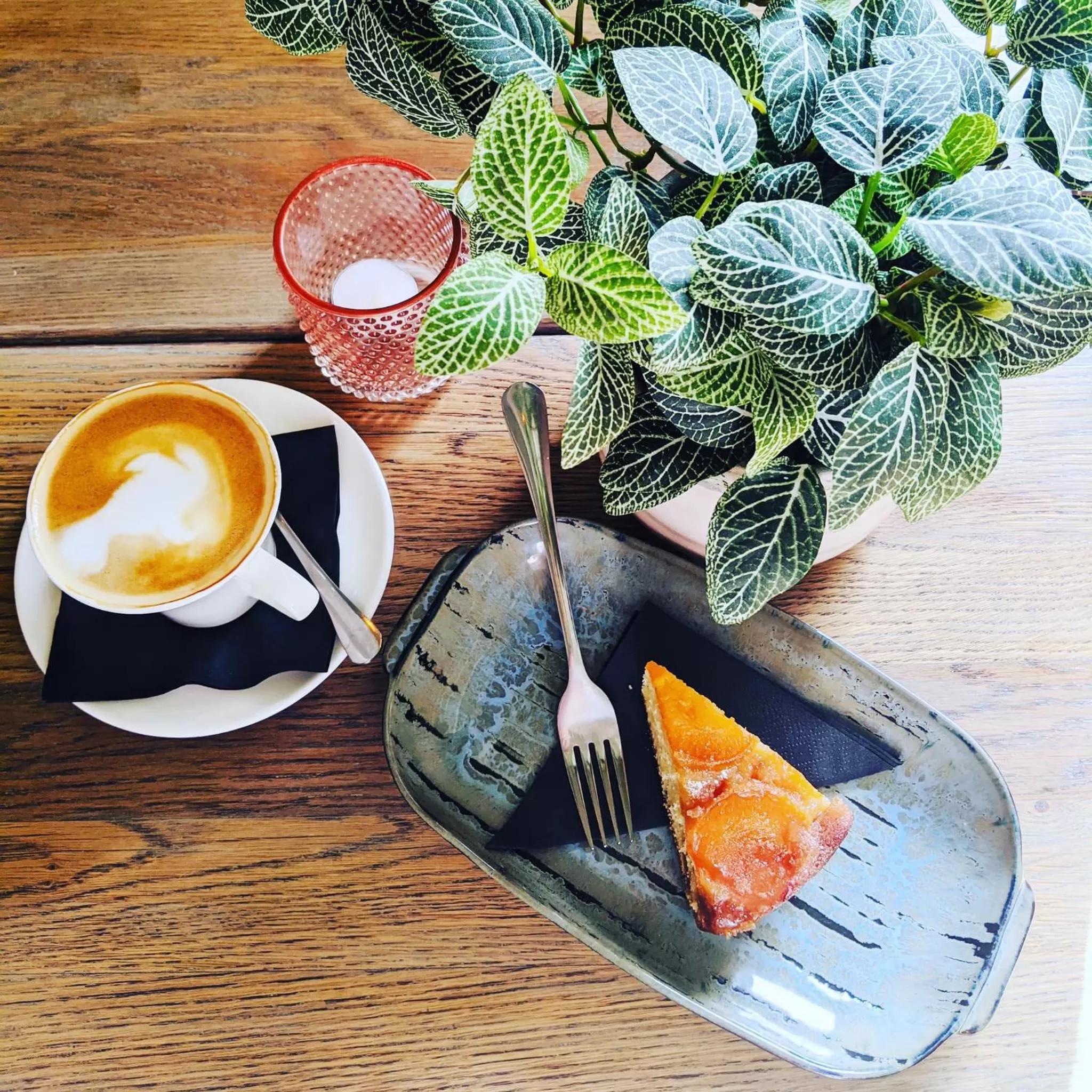 Food and drinks in Harpur's of Melbourne