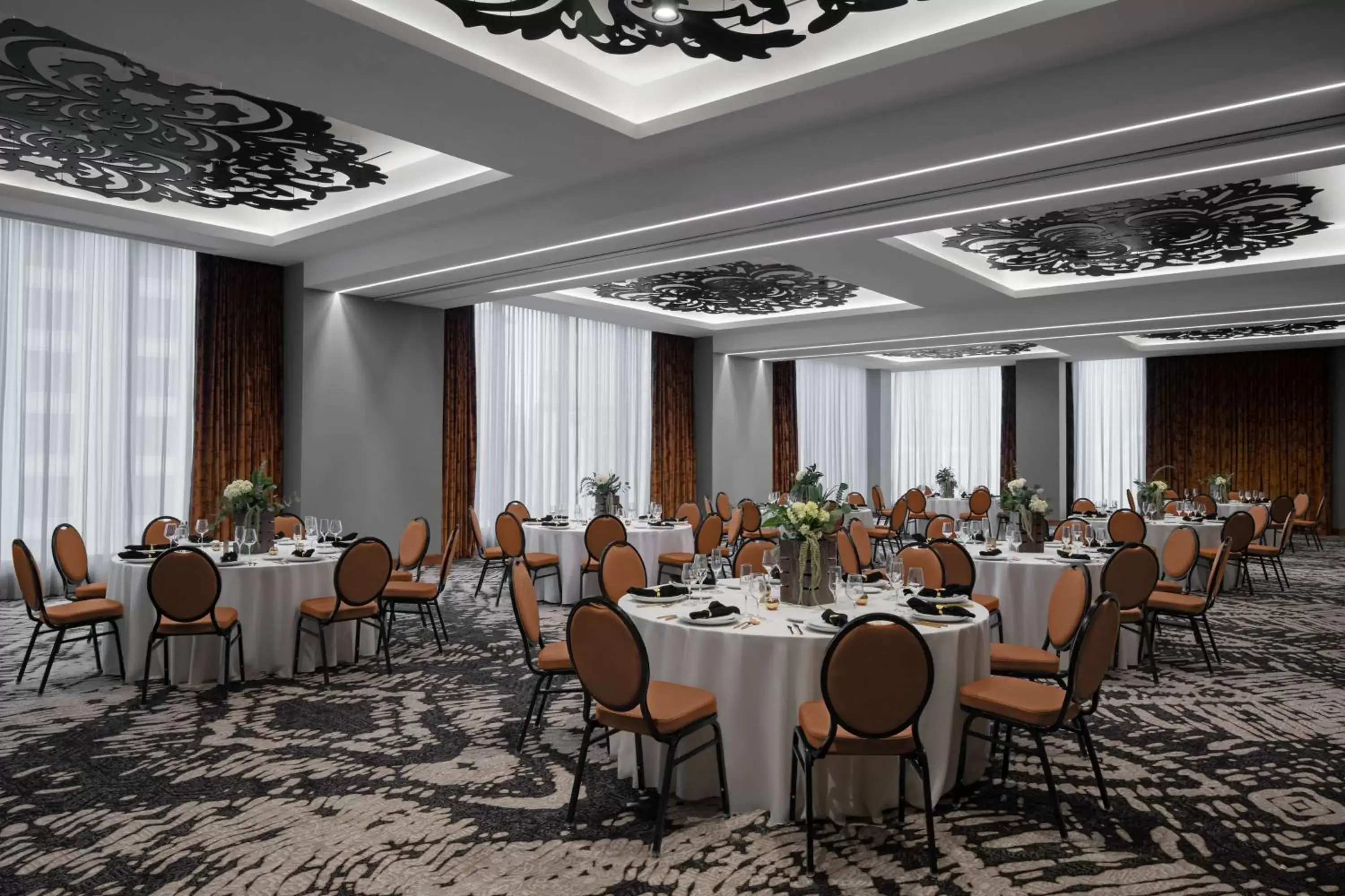 Meeting/conference room, Restaurant/Places to Eat in Hotel Fraye Nashville, Curio Collection By Hilton