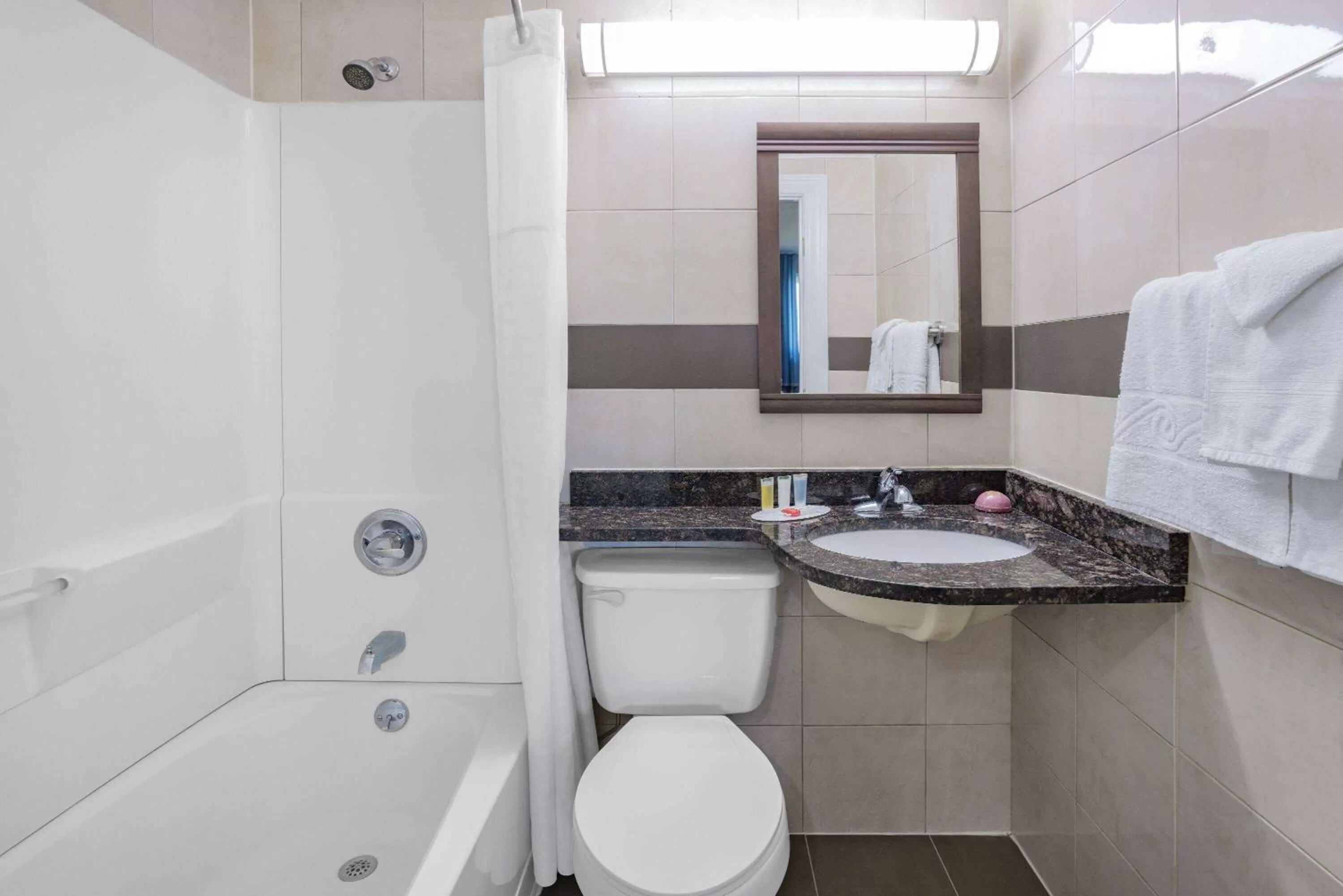 TV and multimedia in Super 8 by Wyndham Lindenhurst