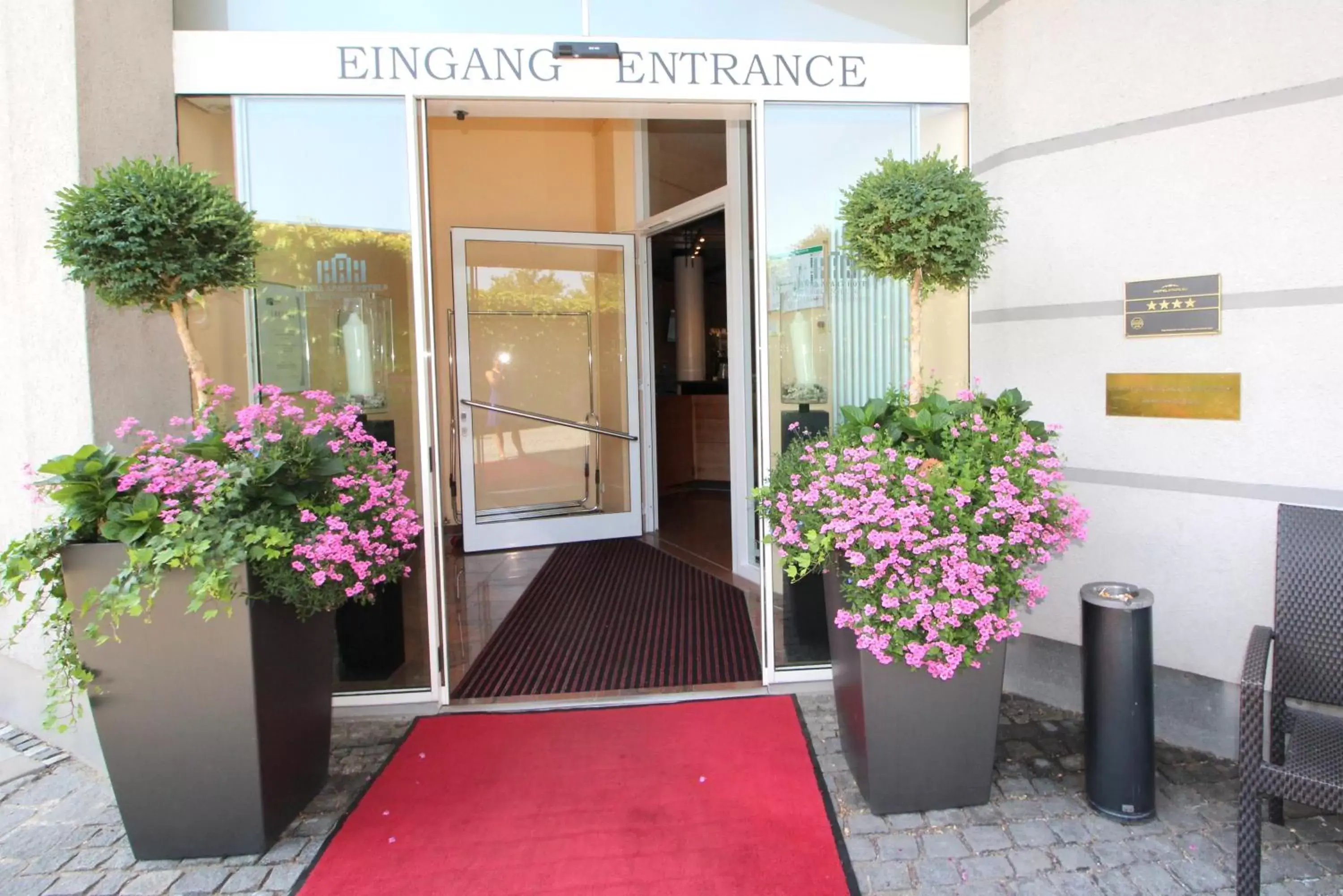 Facade/entrance in Hansa Apart-Hotel Regensburg