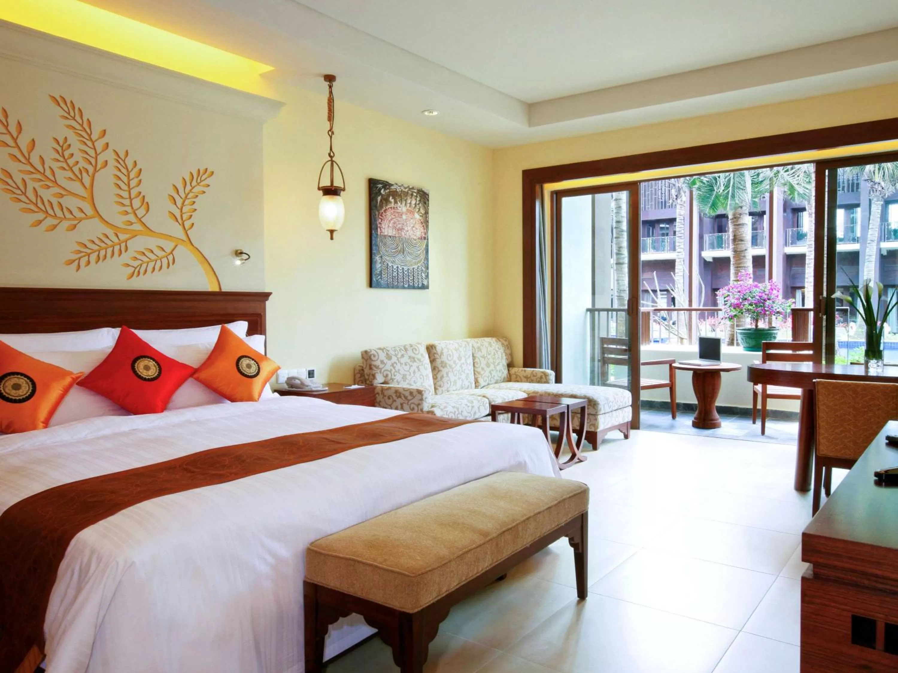 Photo of the whole room, Bed in Pullman Sanya Yalong Bay Villas & Resort
