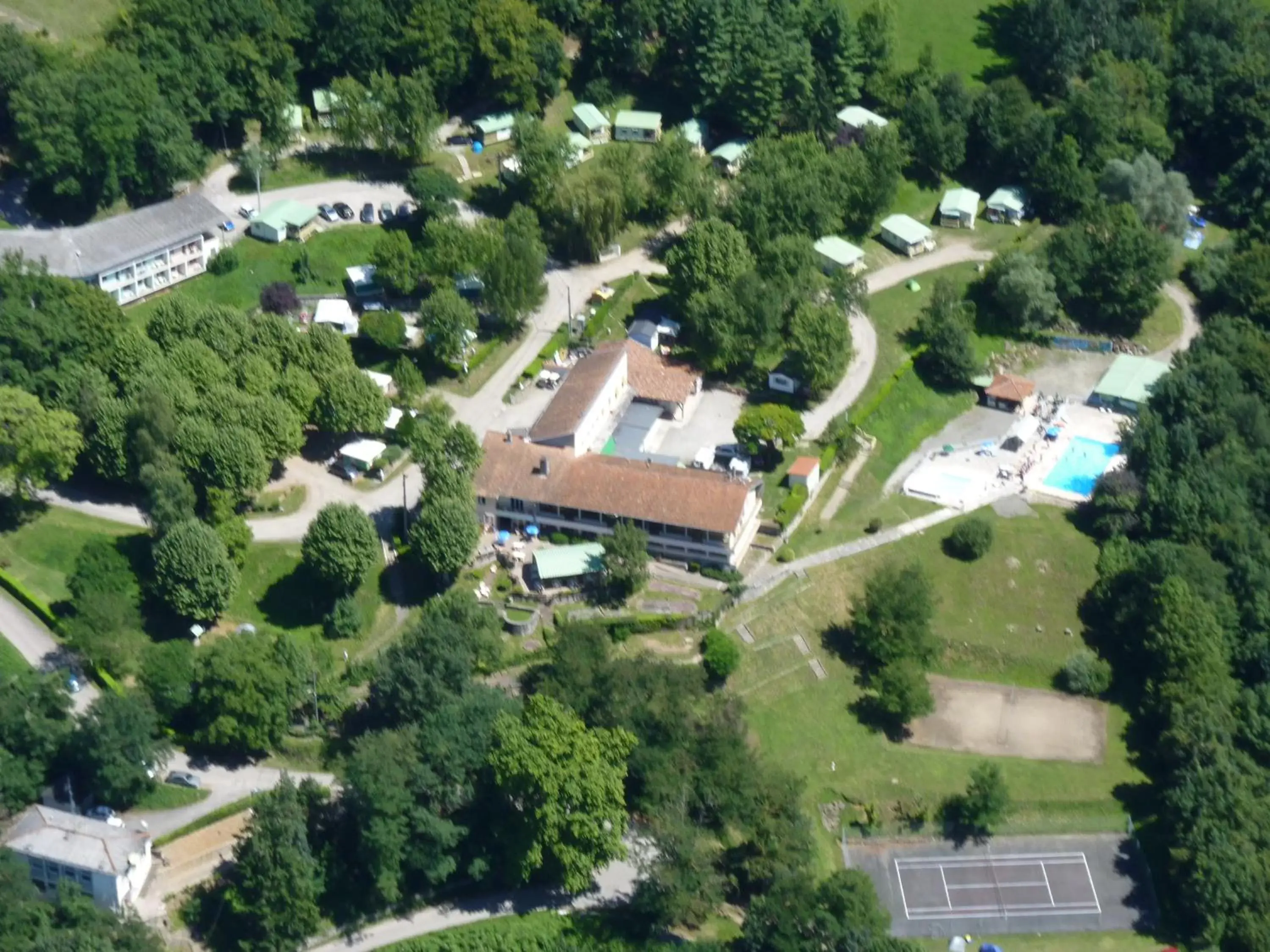 Bird's eye view, Bird's-eye View in Les chambres et studios Camping Parc de Paletès