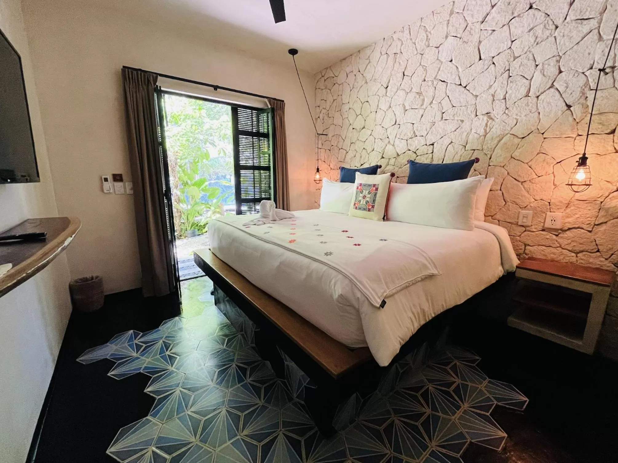 Bed in Maka Hotel Boutique