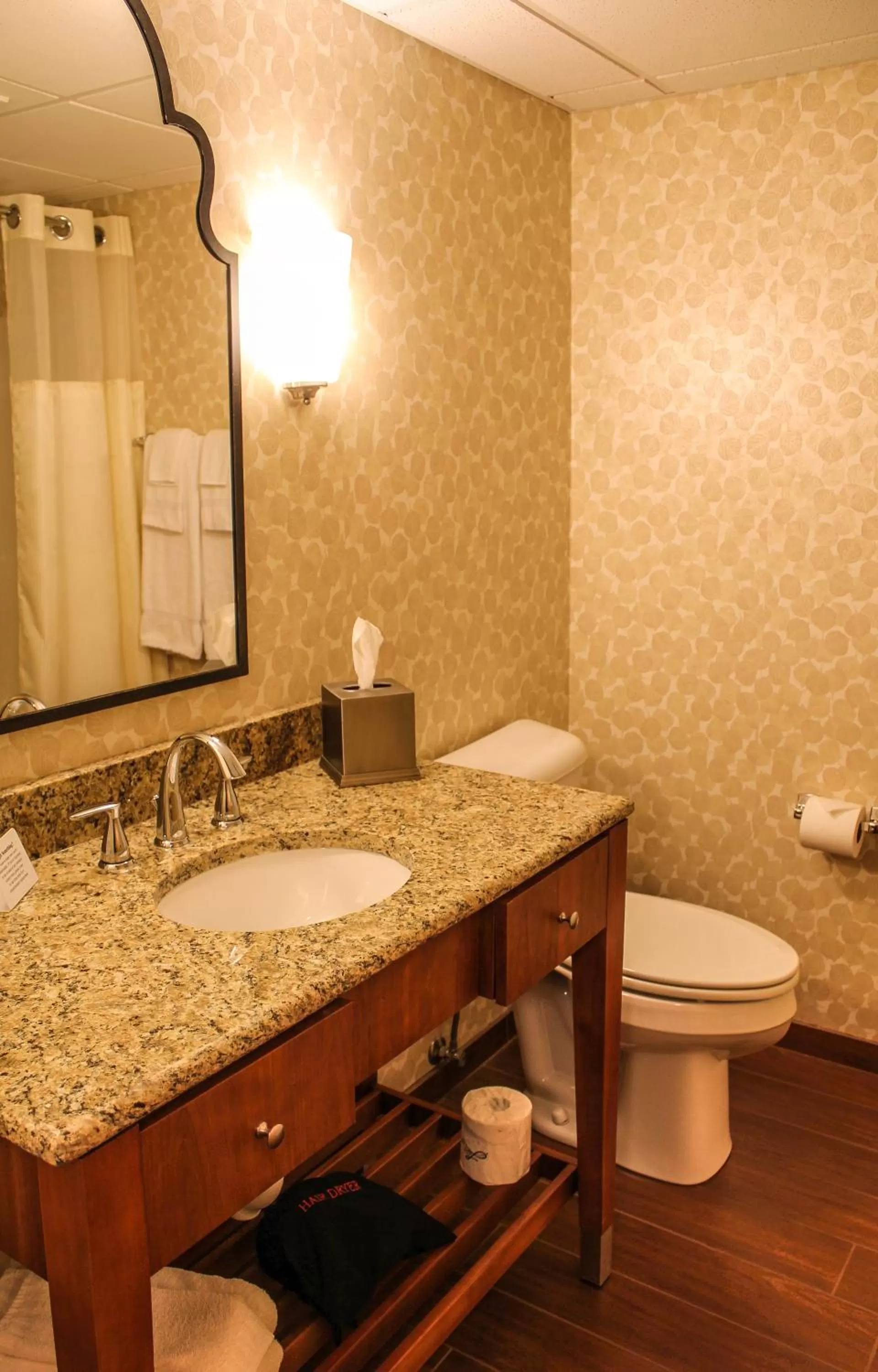 Bathroom in Wingate by Wyndham Elkins