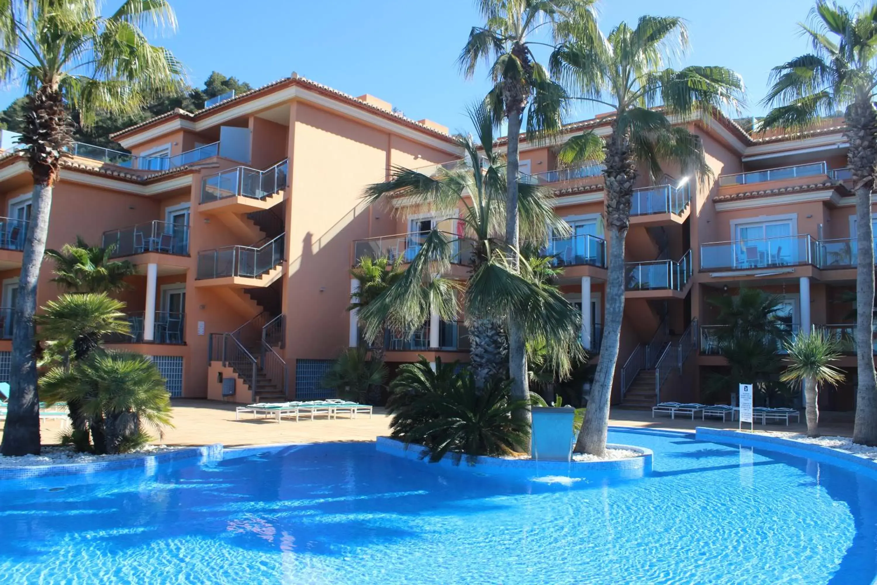 Swimming Pool in Apartamentos Flamingo Hills