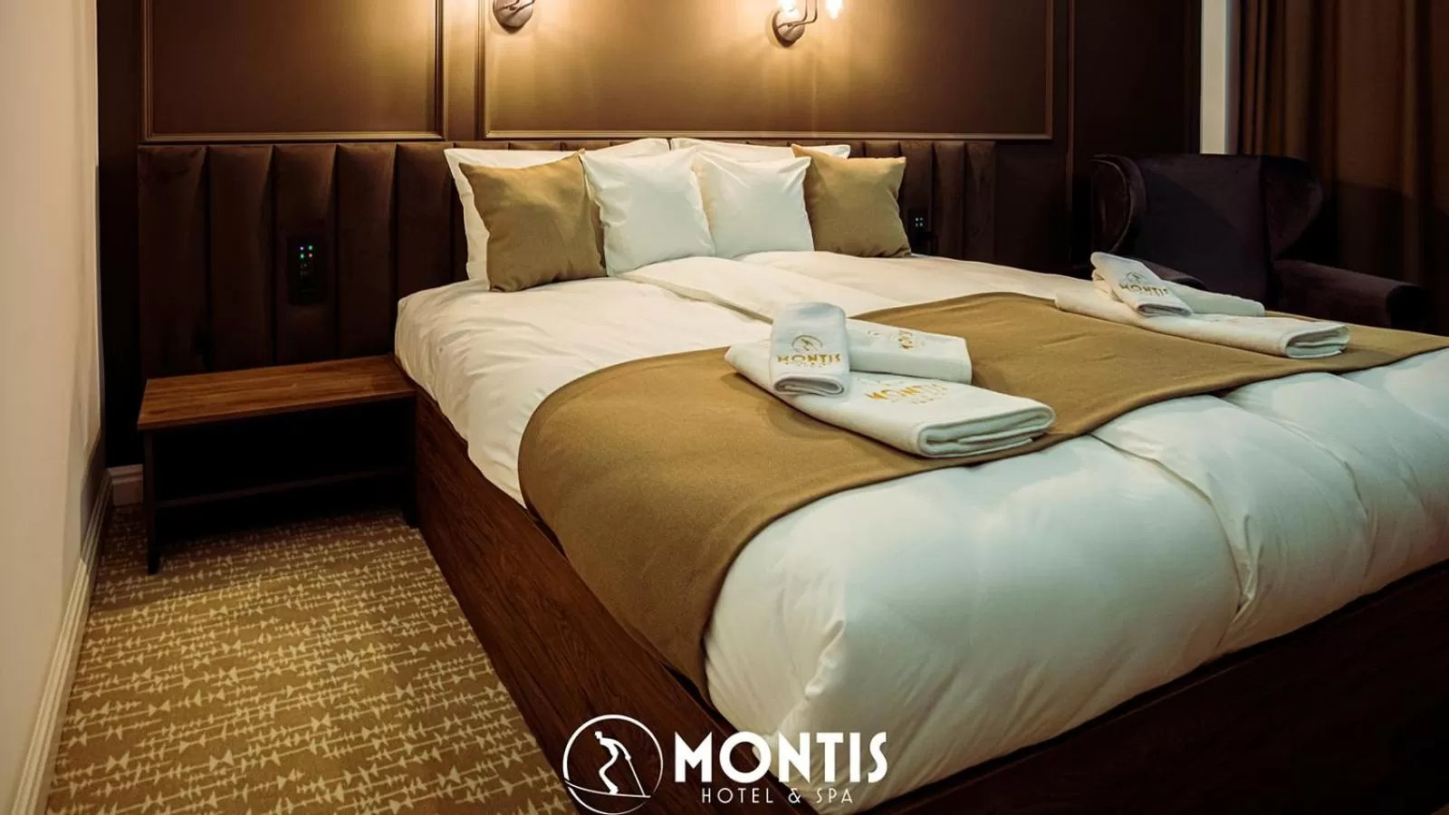 Bed in Montis Hotel & Spa