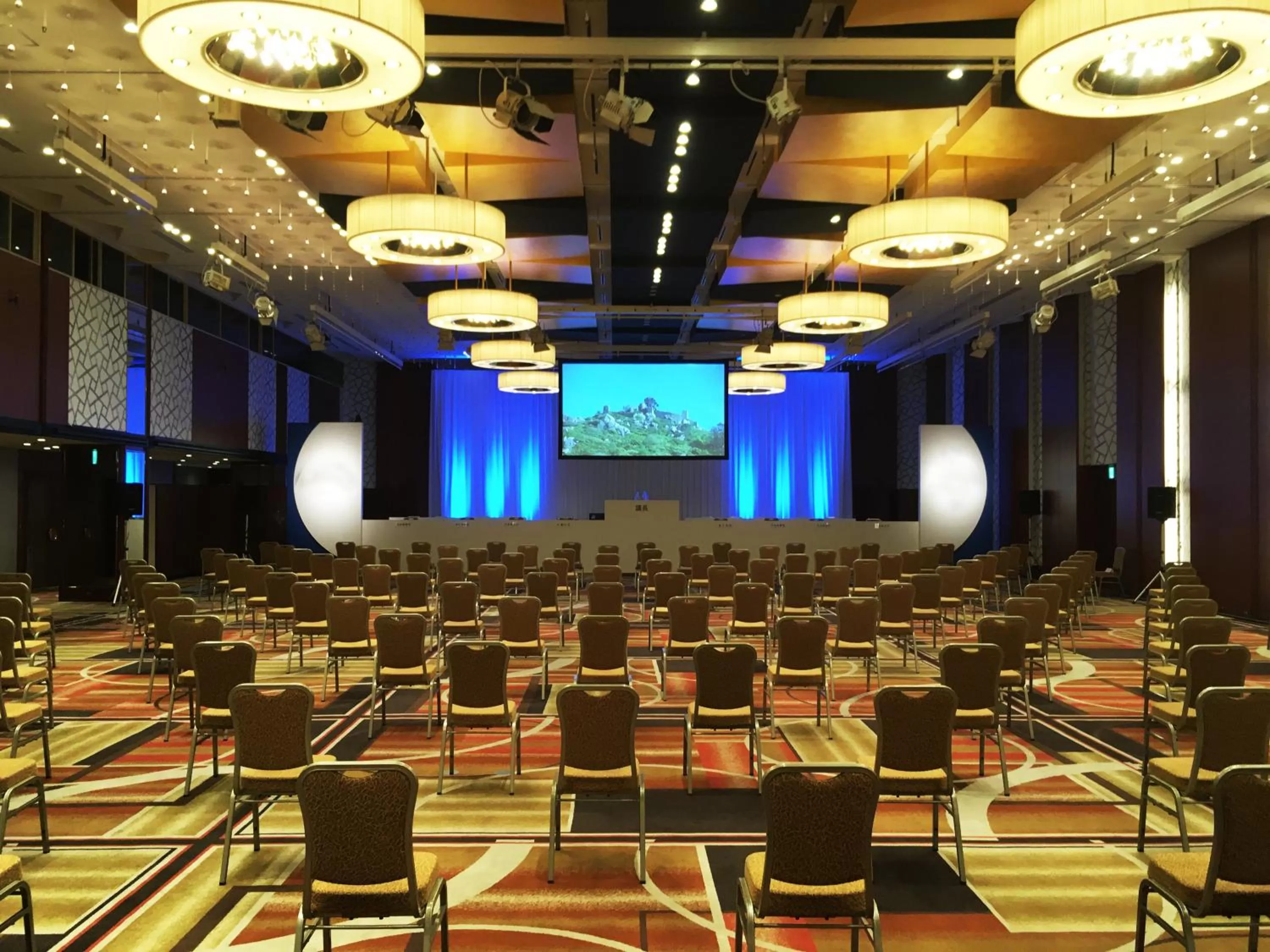 Meeting/conference room in ANA Crowne Plaza Osaka by IHG