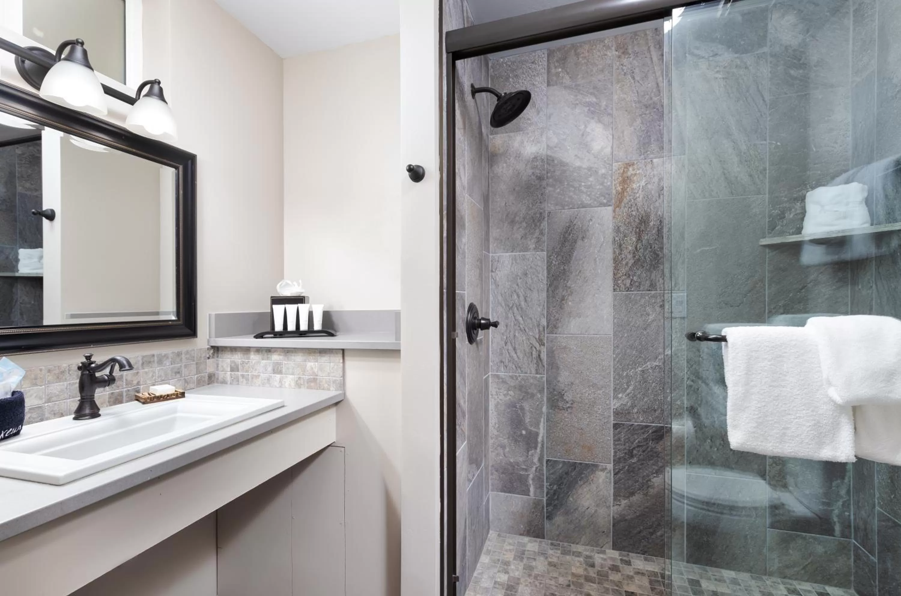 Shower in Sky Ranch Lodge