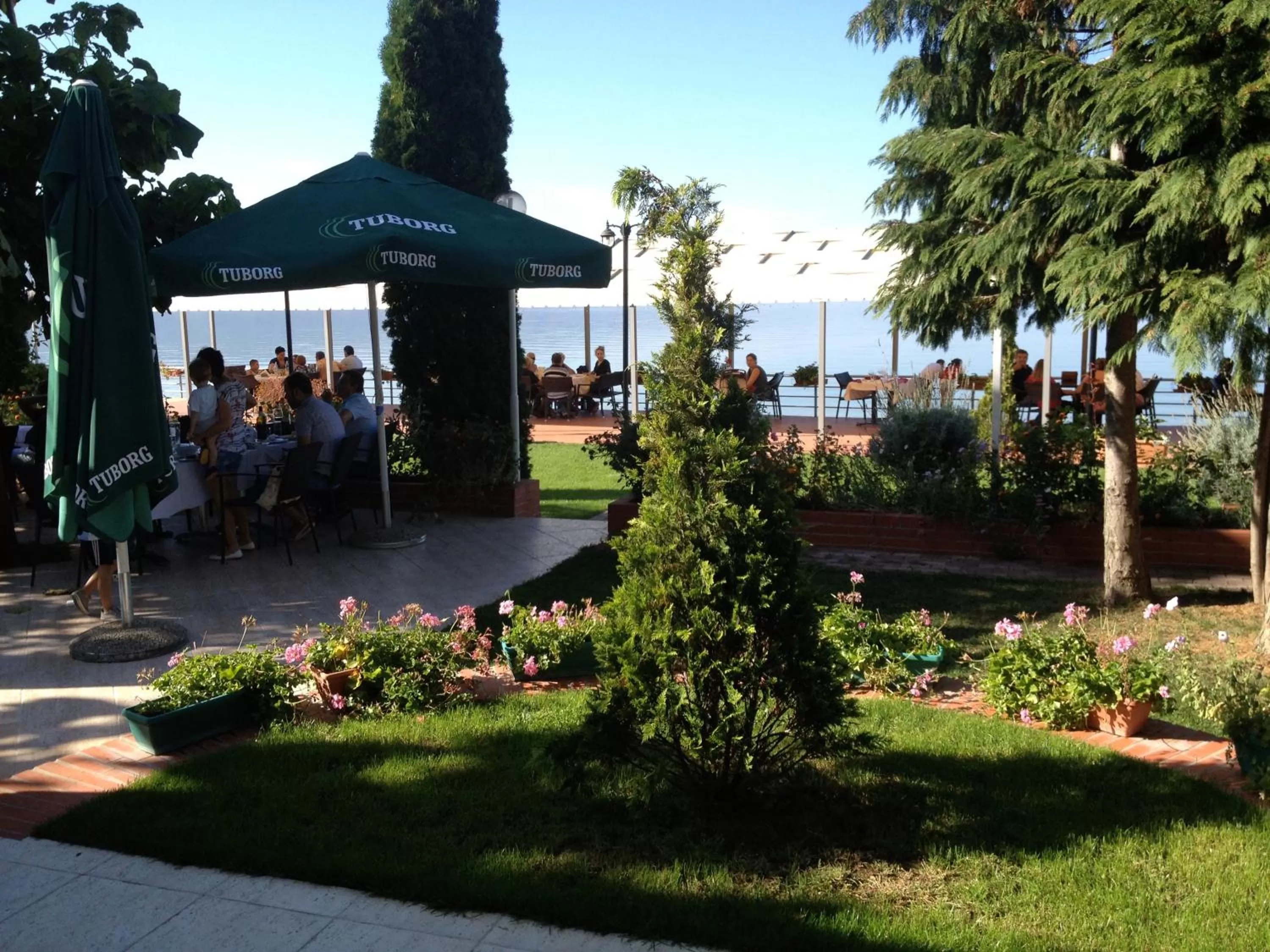 Balcony/Terrace, Garden in Hotel Millennium