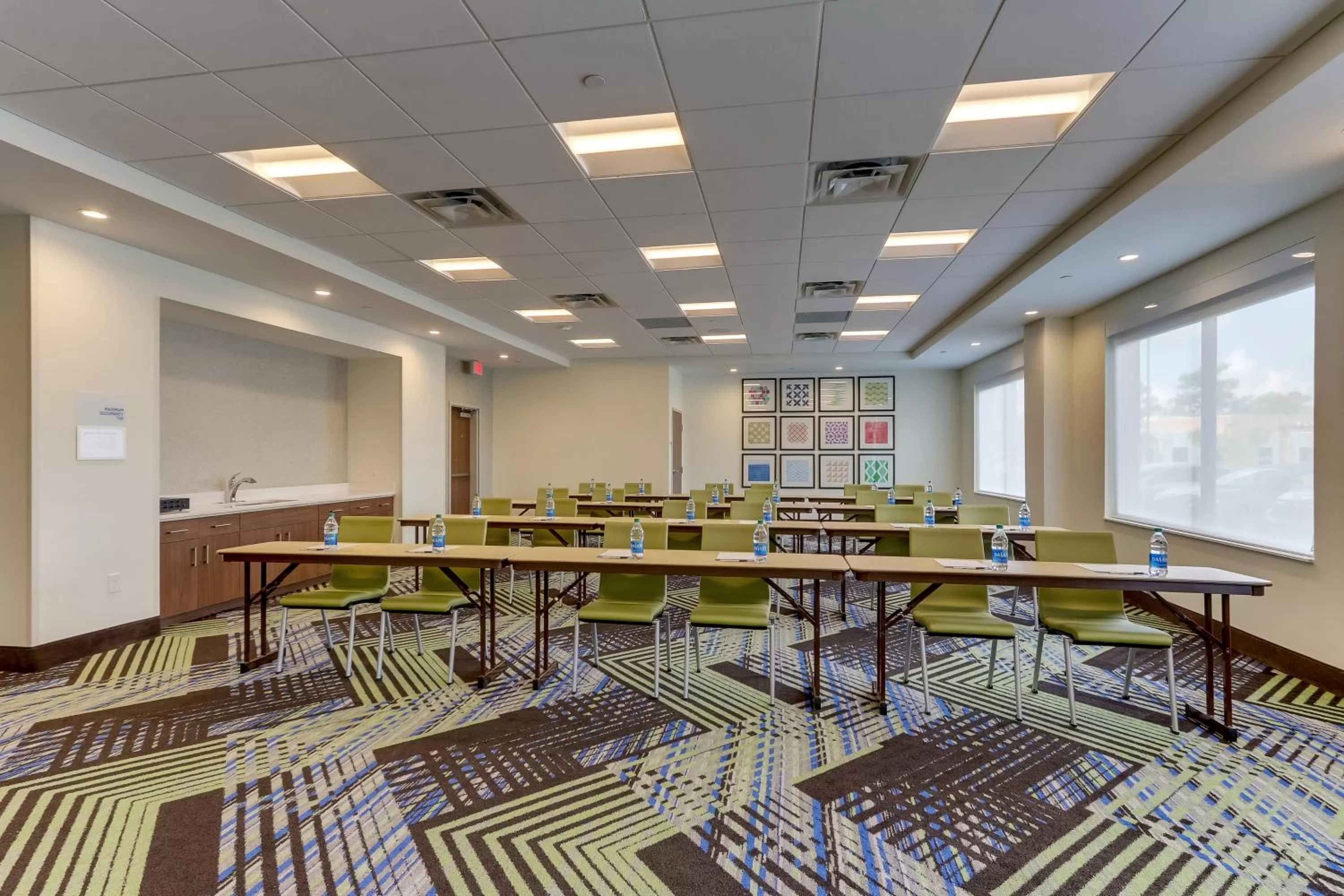 Meeting/conference room in Holiday Inn Express - Wilmington - Porters Neck by IHG