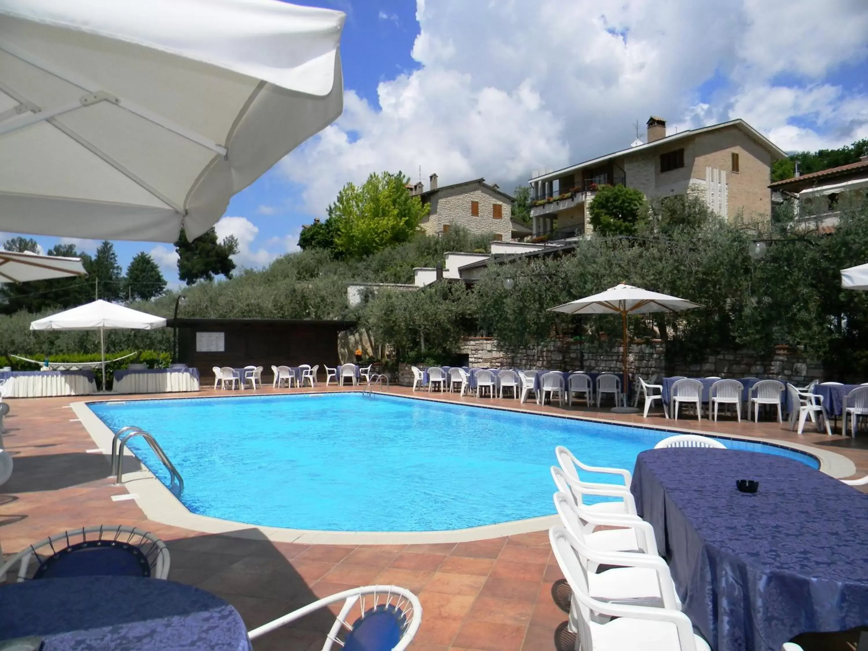 Swimming Pool in Hotel La Terrazza RESTAURANT & SPA