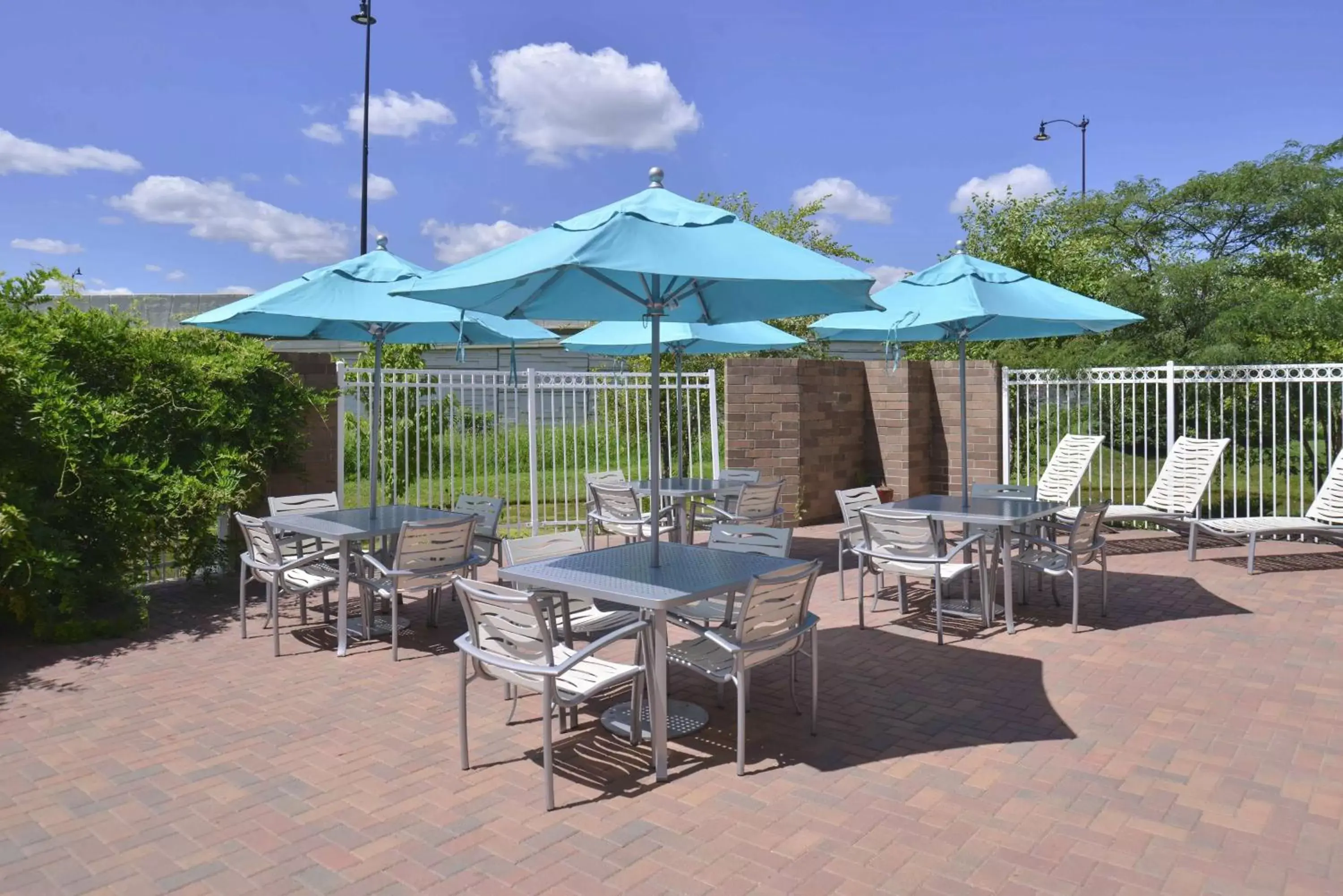 Patio, Restaurant/Places to Eat in Hilton Garden Inn Indianapolis/Carmel