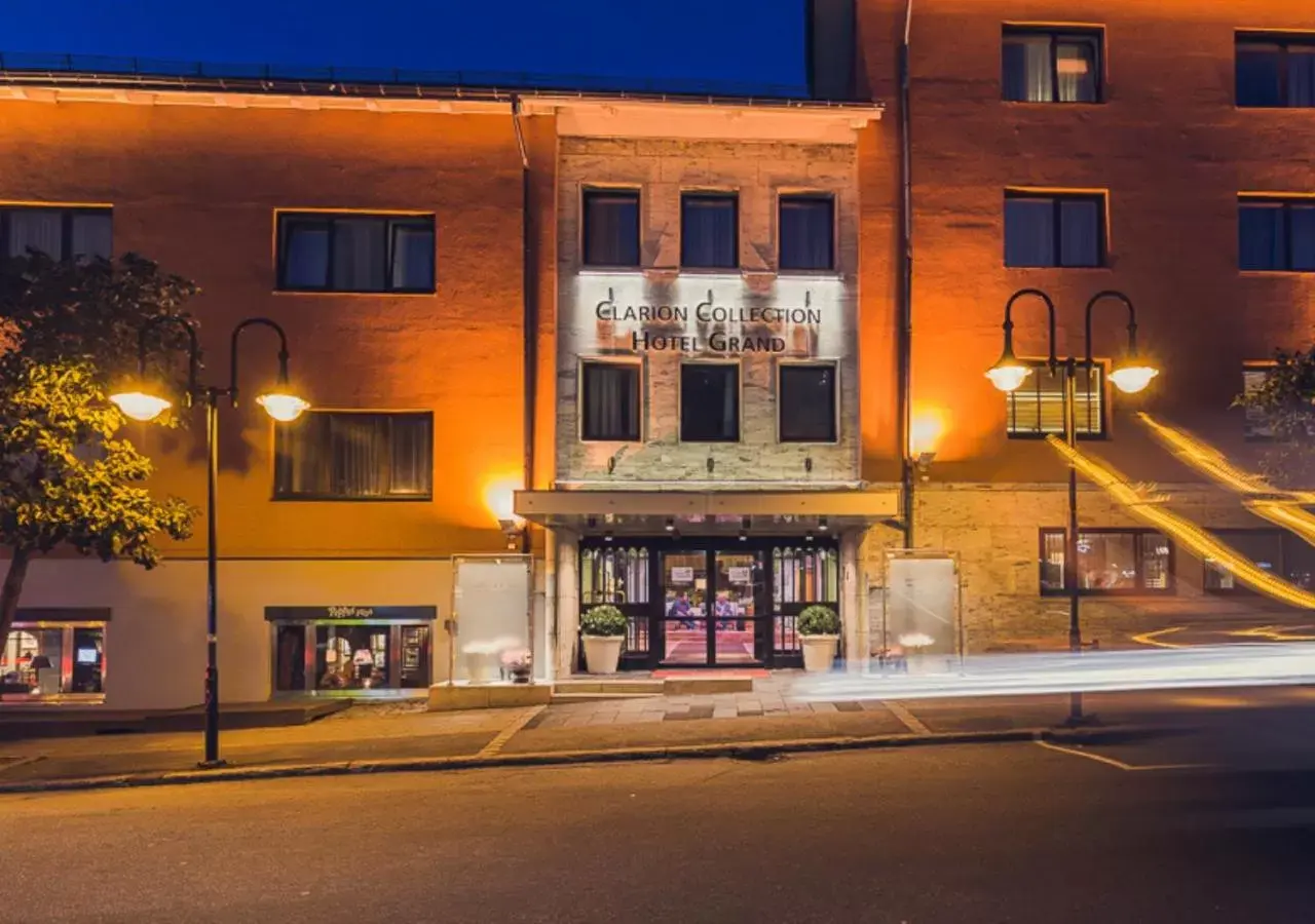 Facade/entrance, Property Building in Clarion Collection Hotel Grand Bodø