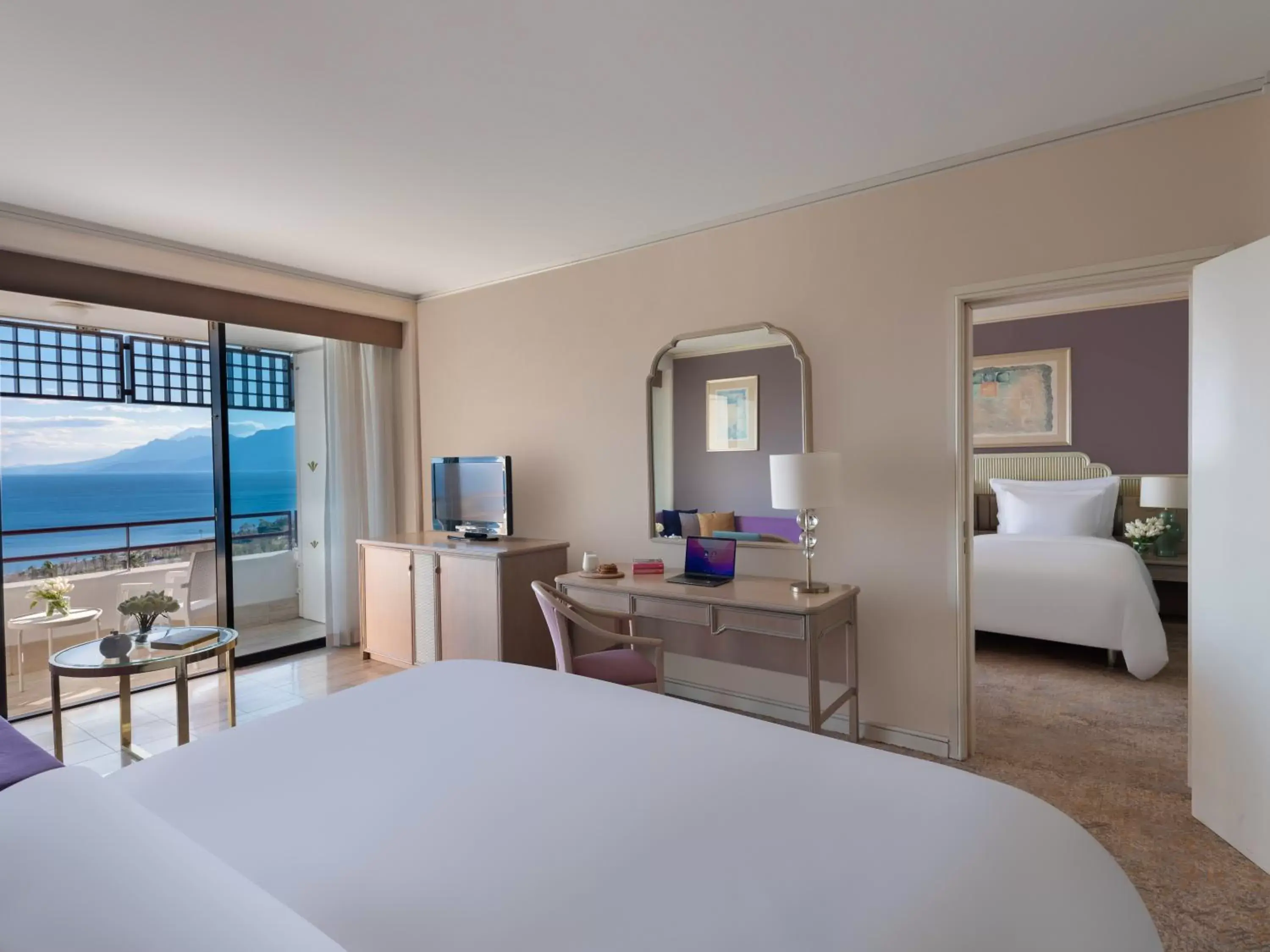 Bedroom, Bed in Rixos Downtown Antalya All Inclusive - The Land of Legends Access
