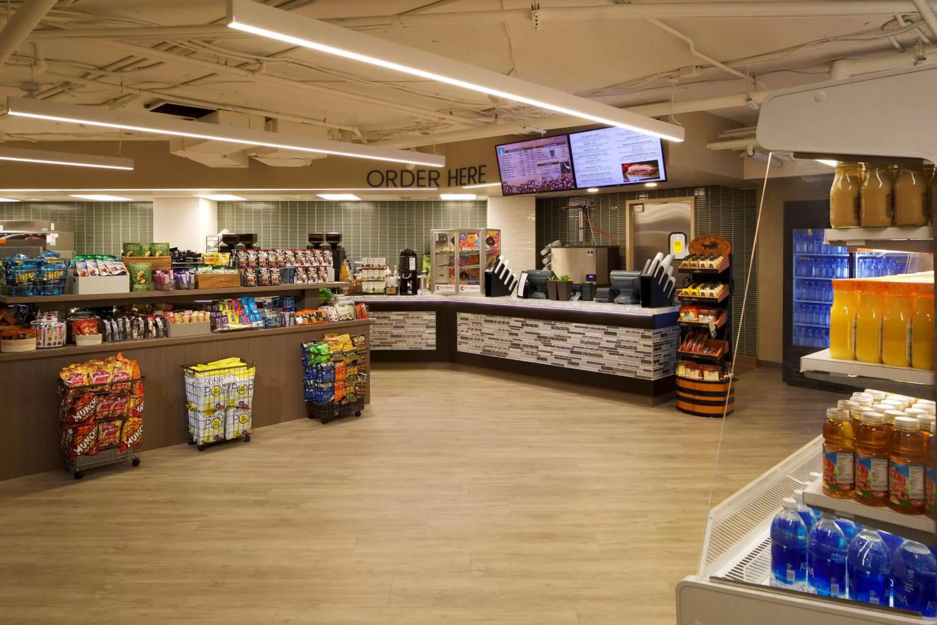 Dining area, Supermarket/Shops in Hilton Grand Vacations Club on the Las Vegas Strip