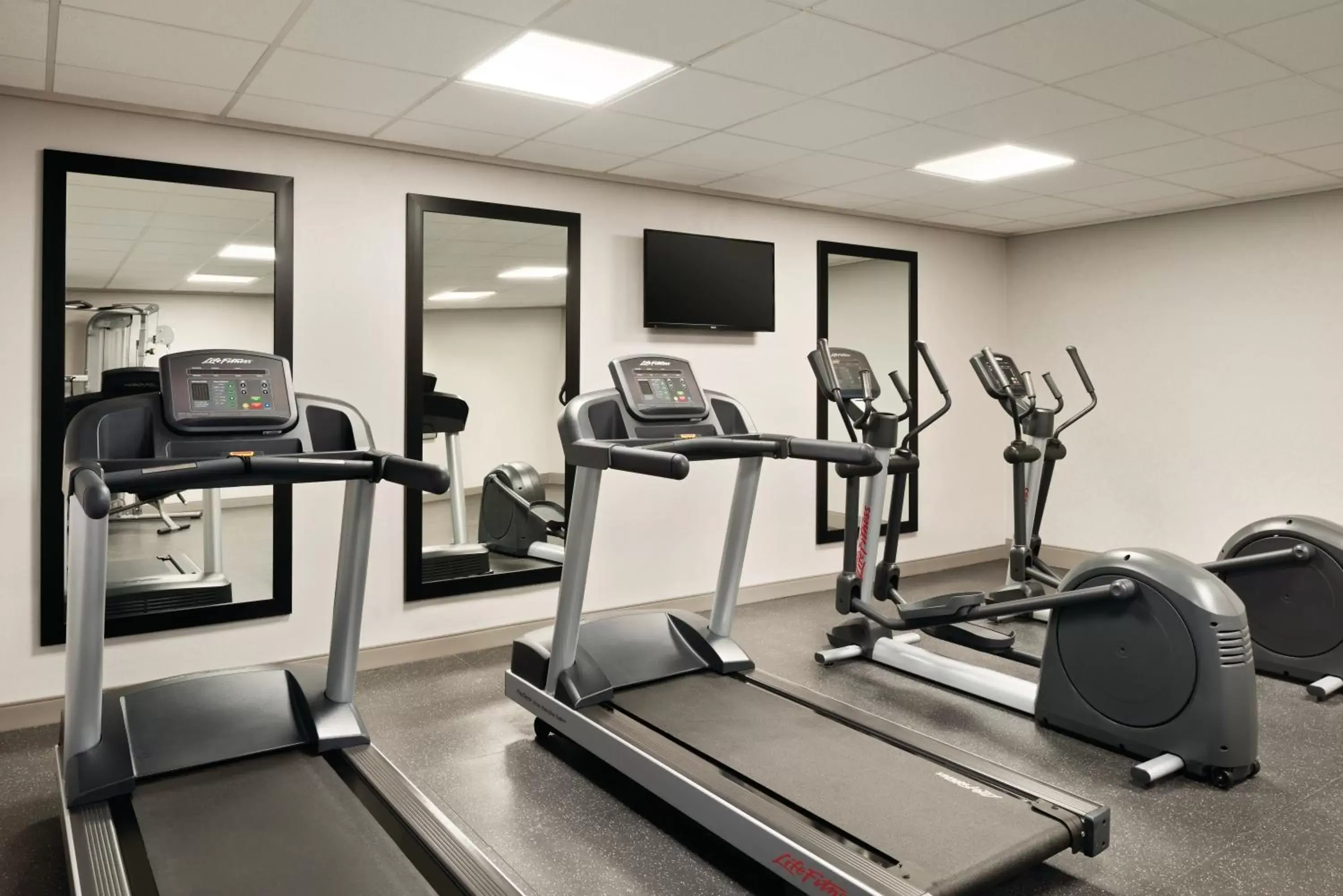 Fitness centre/facilities, Fitness Center/Facilities in Country Inn & Suites by Radisson, Erlanger, KY