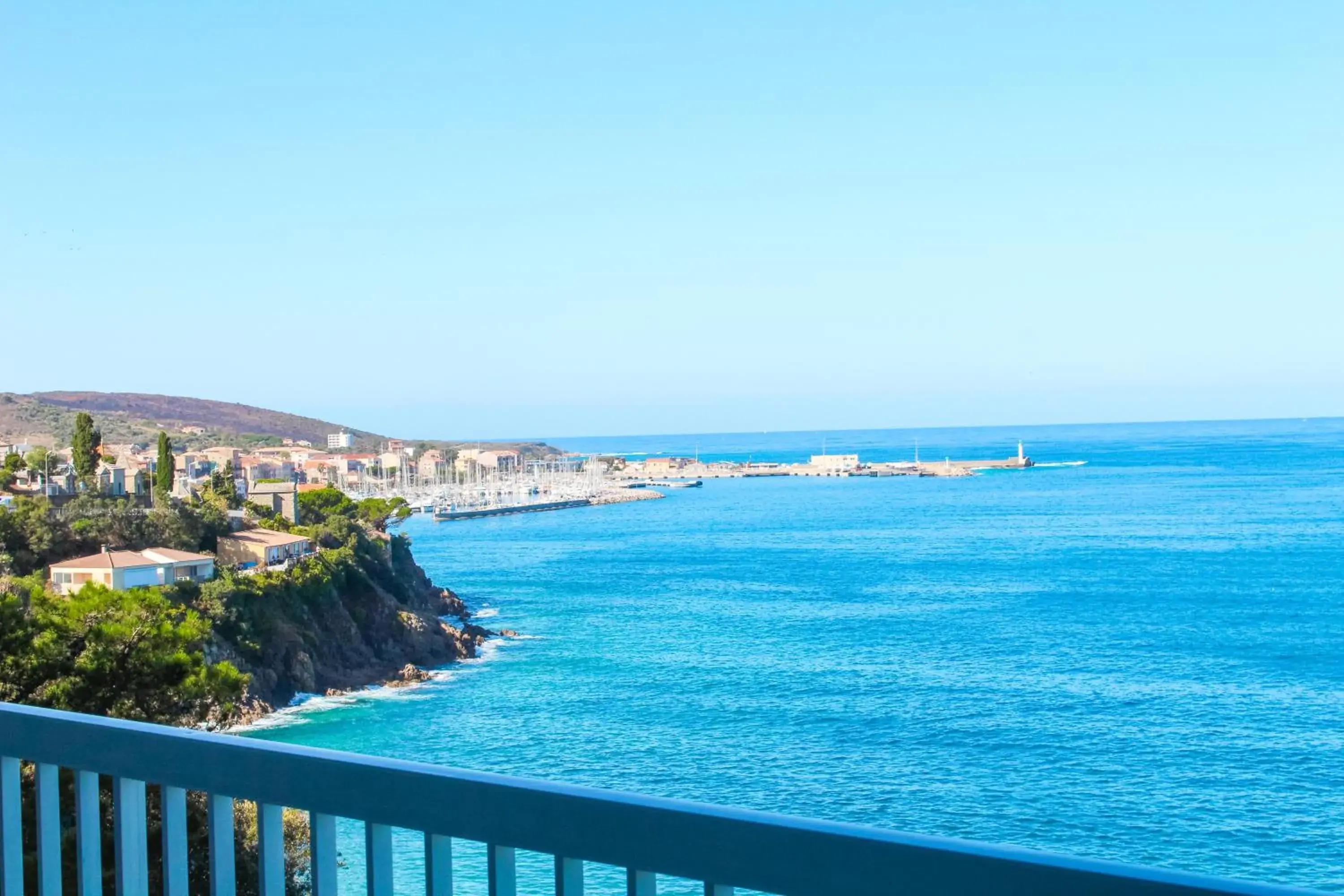 Sea view in Hotel Roc E Mare Sea view in Hotel Roc E Mare