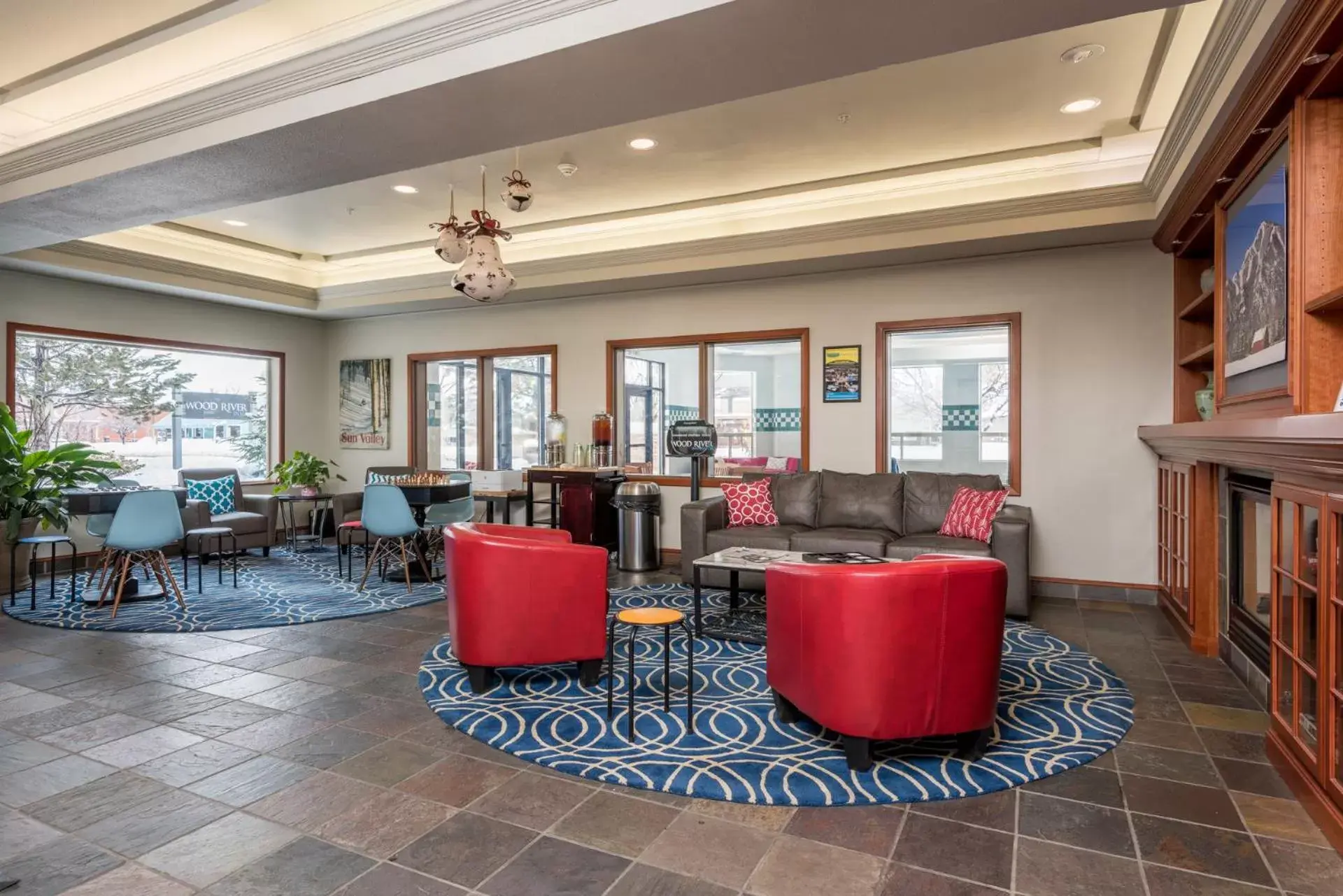 Lobby or reception in Wood River Inn & Suite