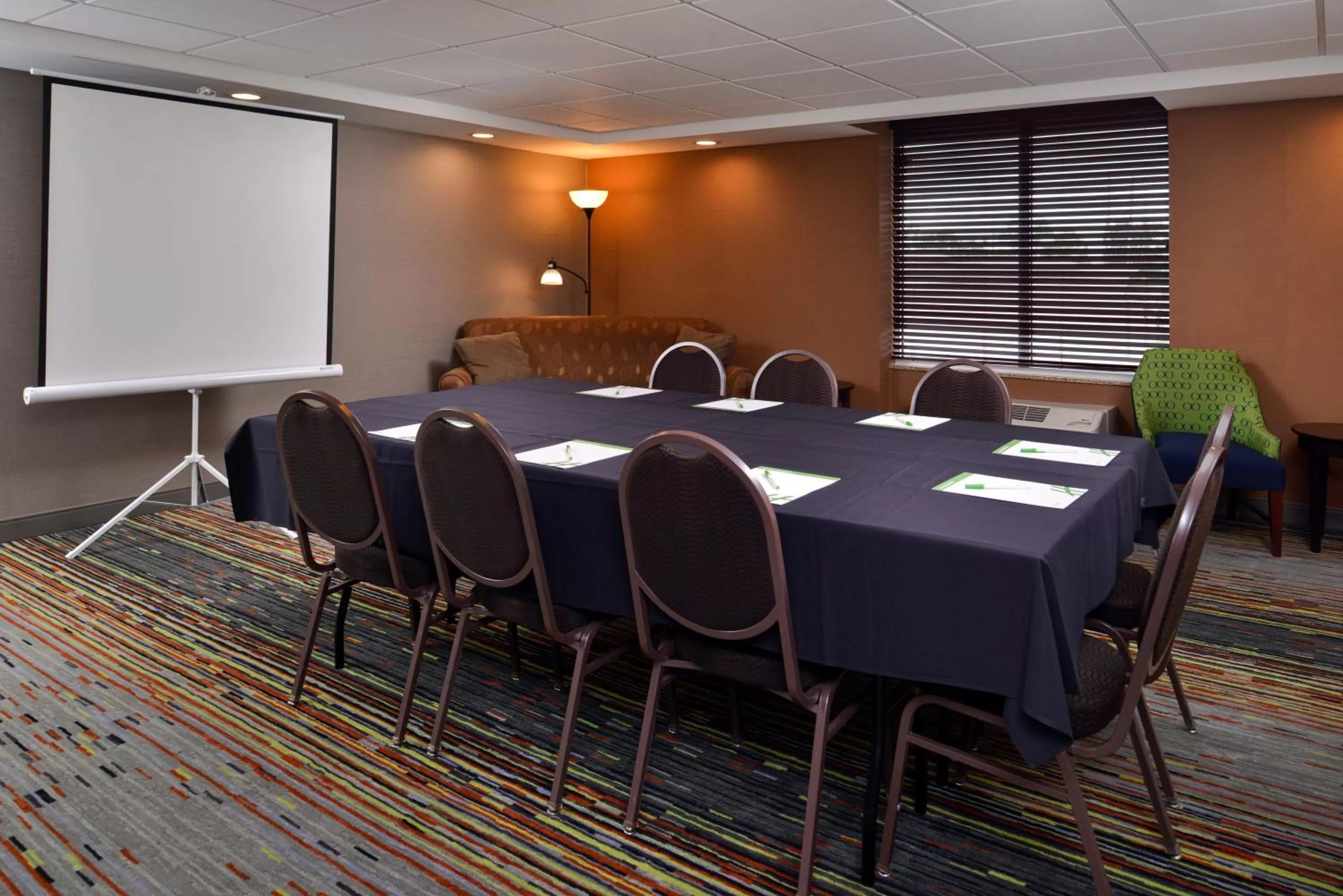 Meeting/conference room in Holiday Inn Hotel & Suites Rochester - Marketplace by IHG
