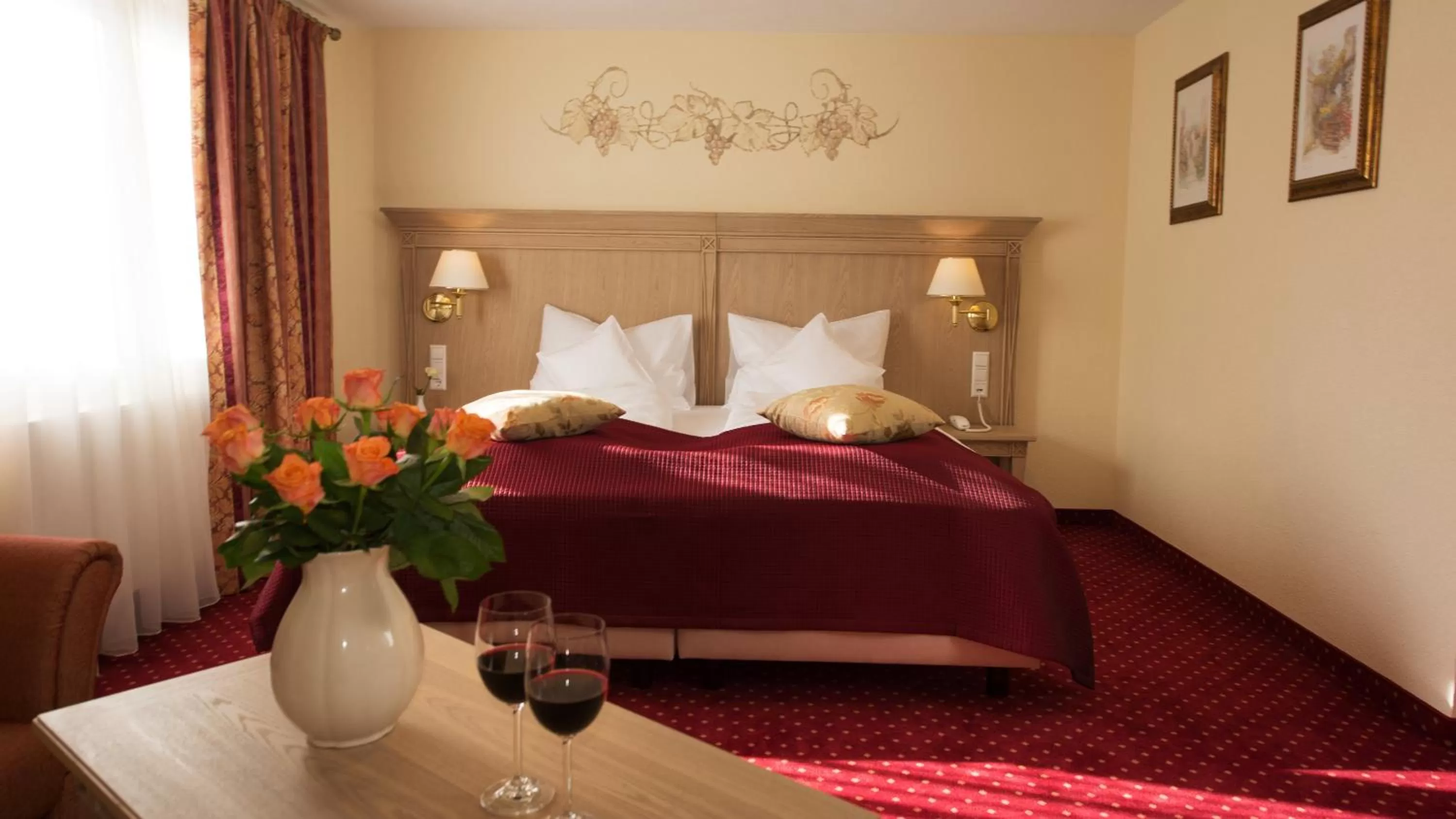 Day, Bed in Hotel Rebstock