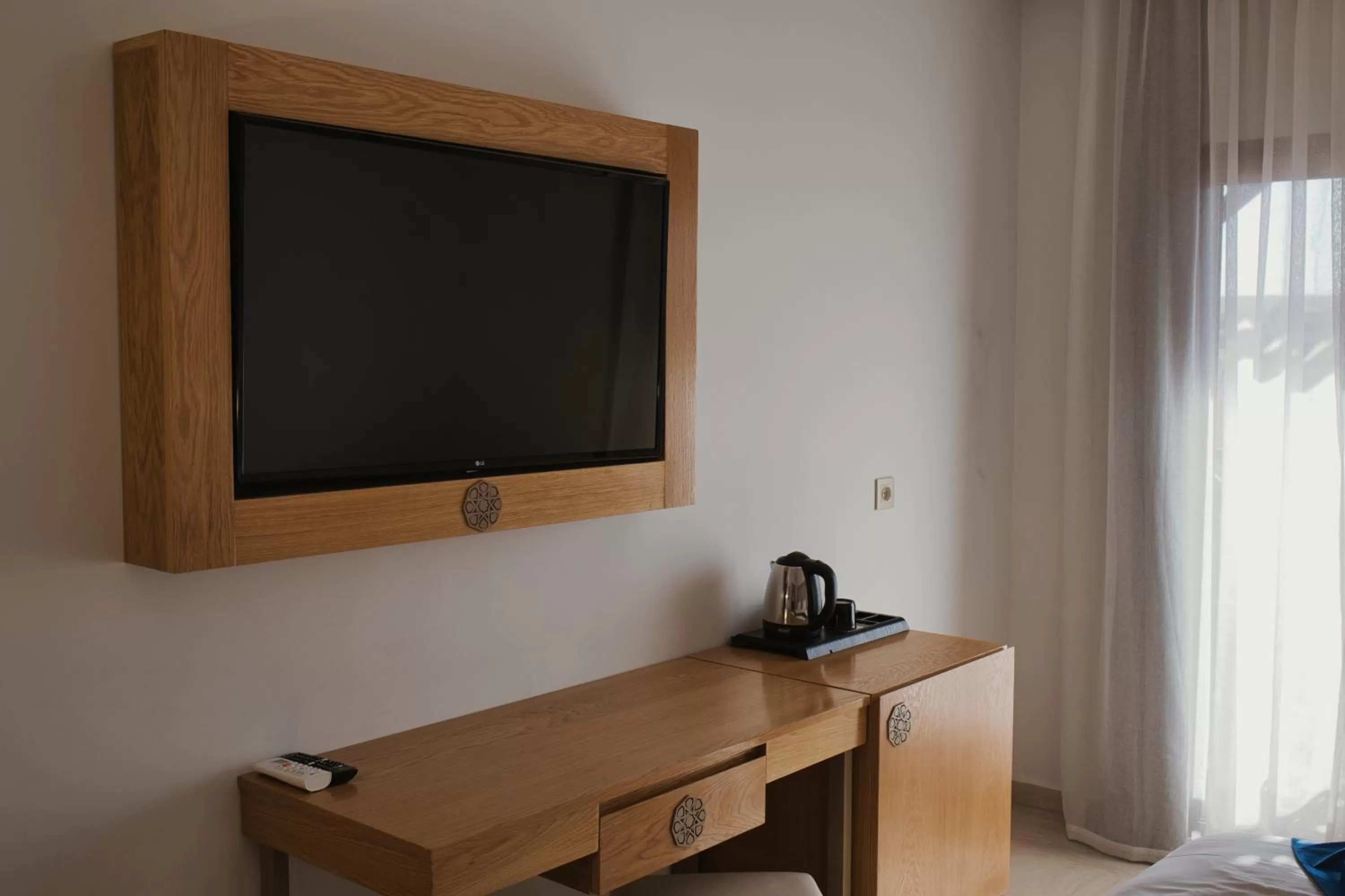 TV and multimedia in Diwane Hotel & Spa Marrakech