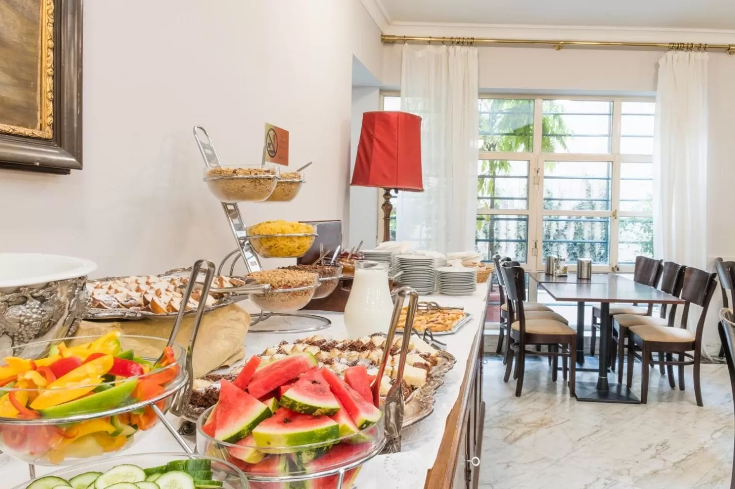 Restaurant/places to eat in Hotel Bologna