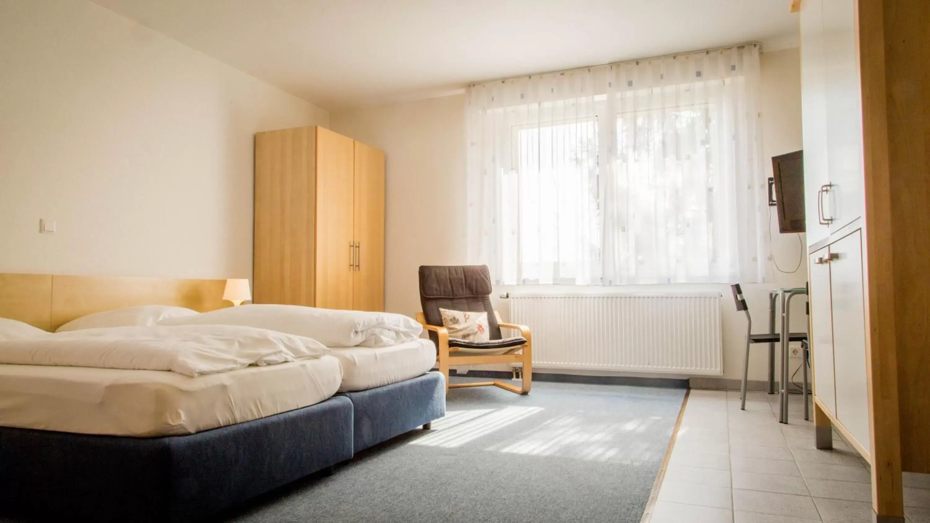 Double Room - single occupancy in Hotel Zum Grunewald Double Room - single occupancy in Hotel Zum Grunewald