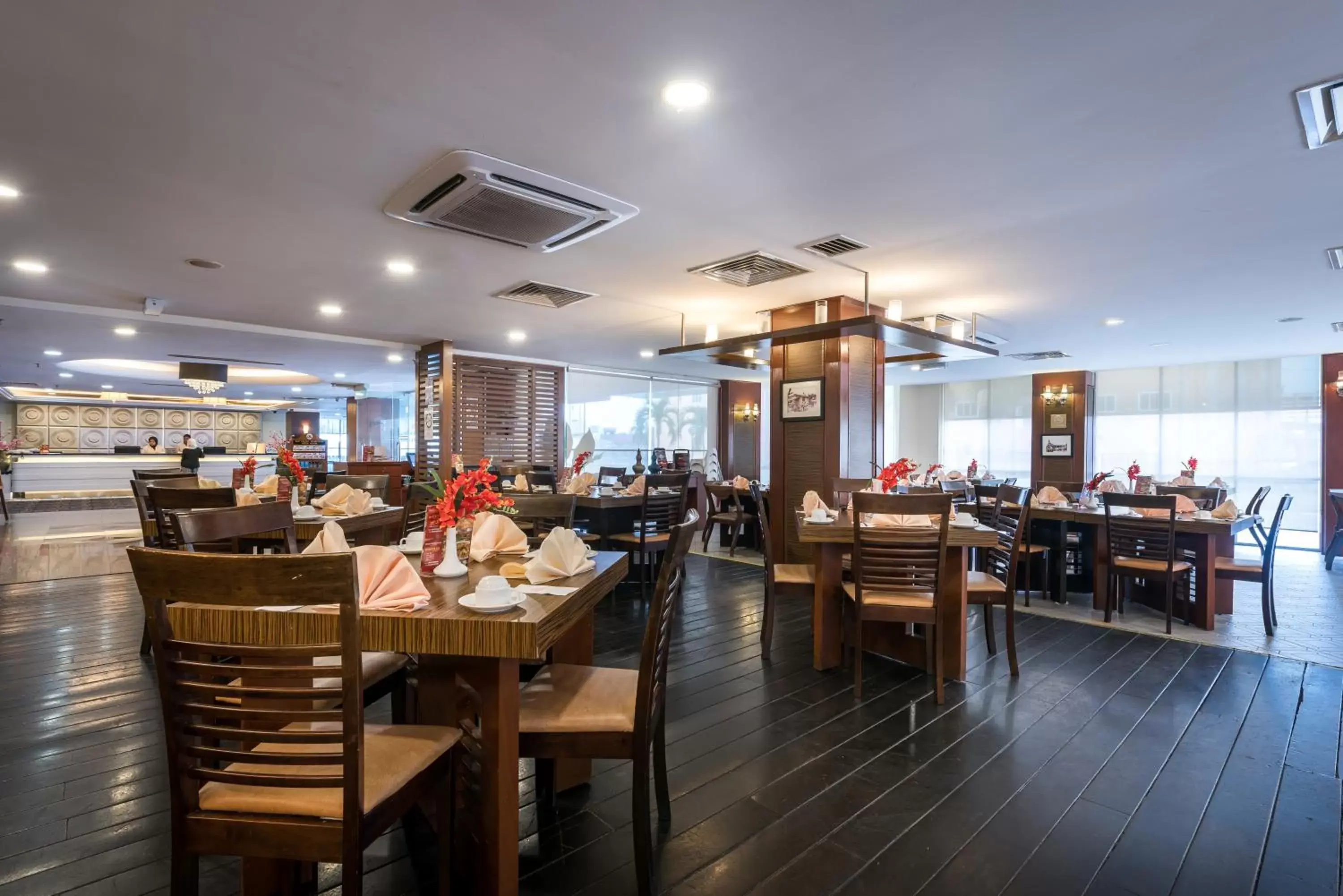 Restaurant/Places to Eat in Hotel Sentral Riverview Melaka