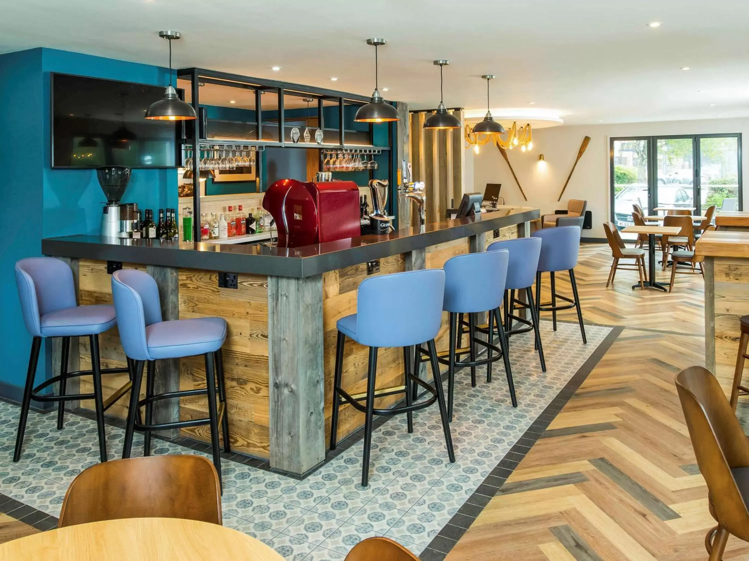 Restaurant/places to eat, Lounge/Bar in ibis Plymouth