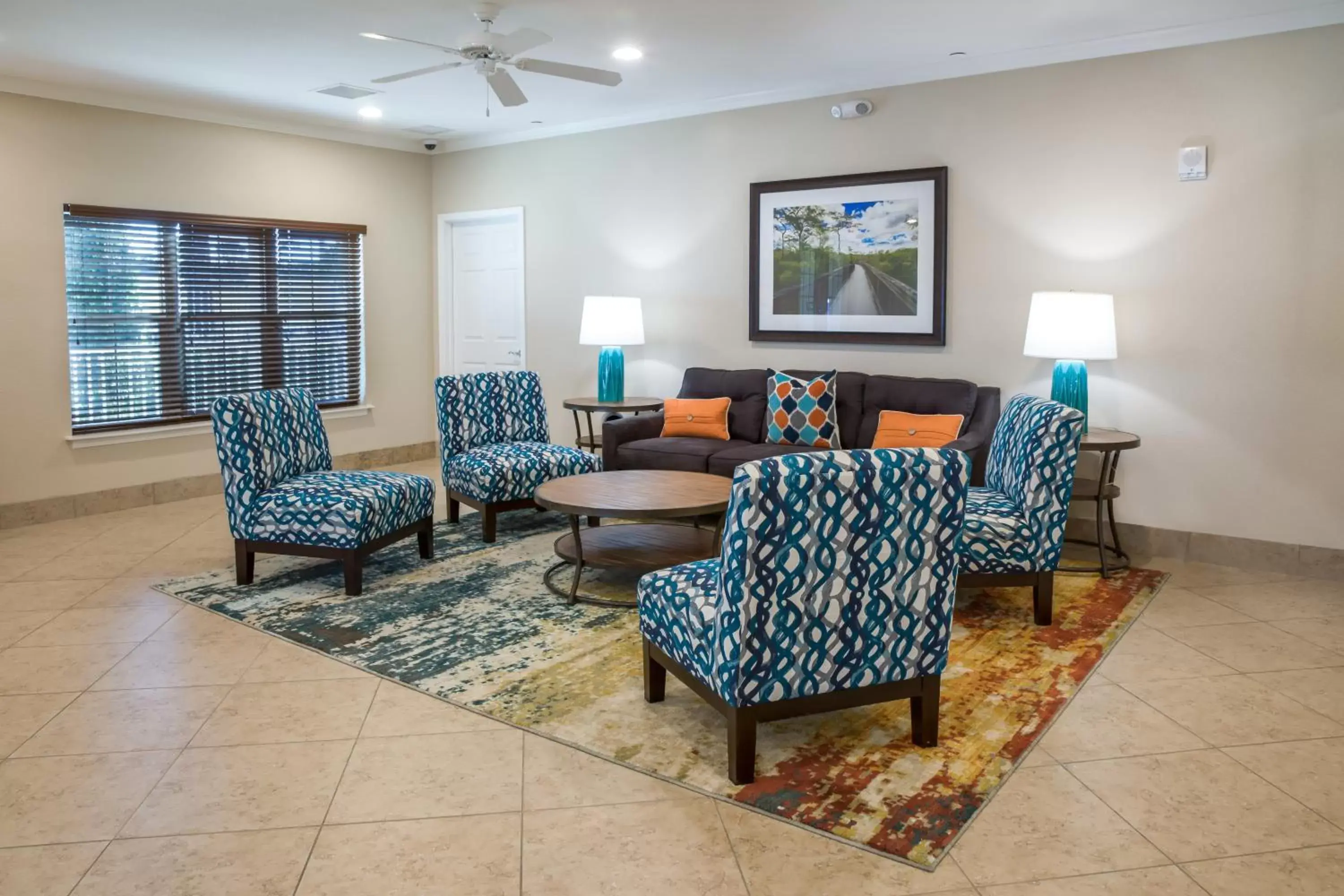 Lobby or reception, Seating Area in Holiday Inn Club Vacations - Orlando Breeze Resort, an IHG Hotel