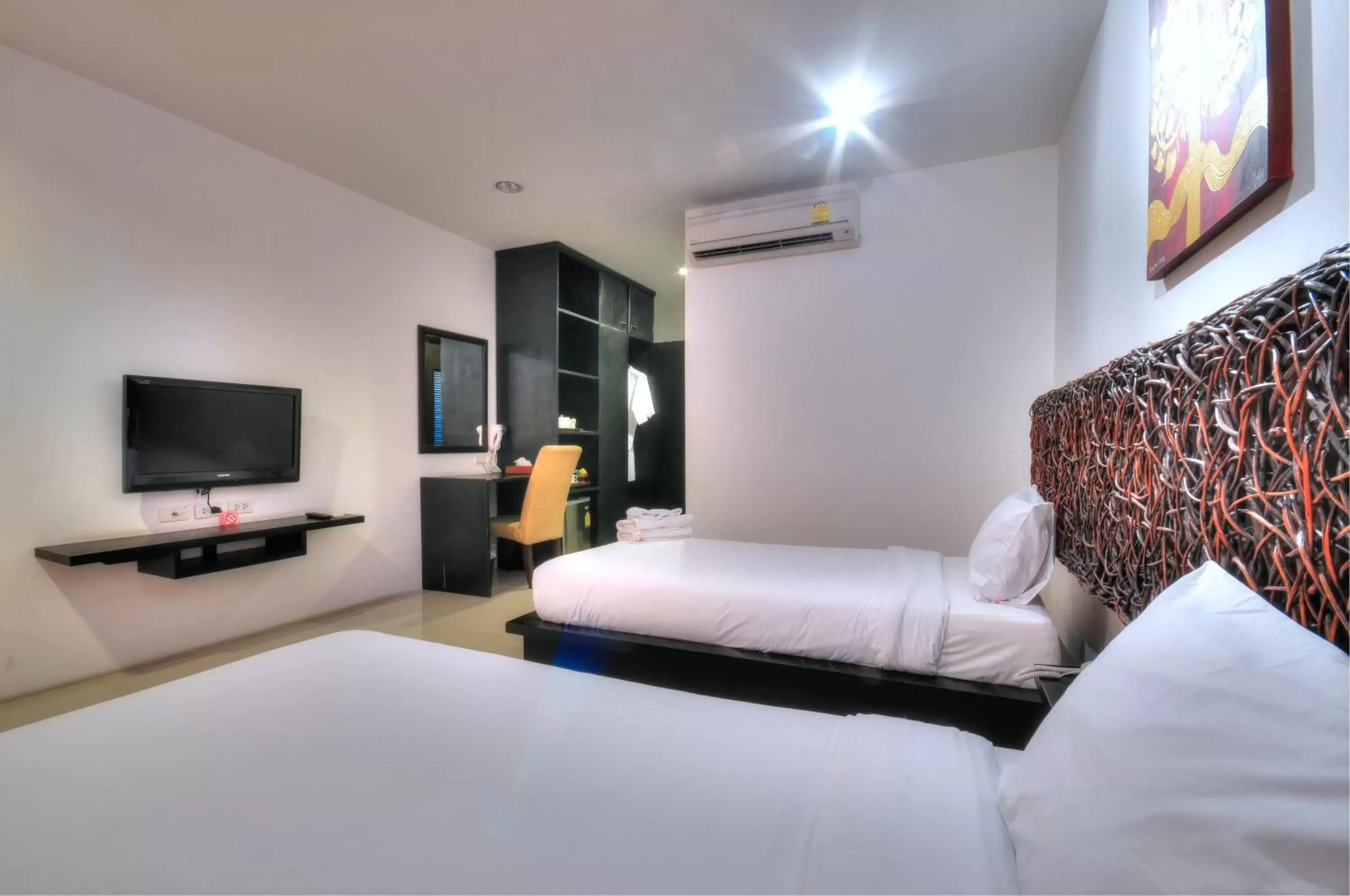 Photo of the whole room, Bed in BS Residence Suvarnabhumi - SHA Extra Plus