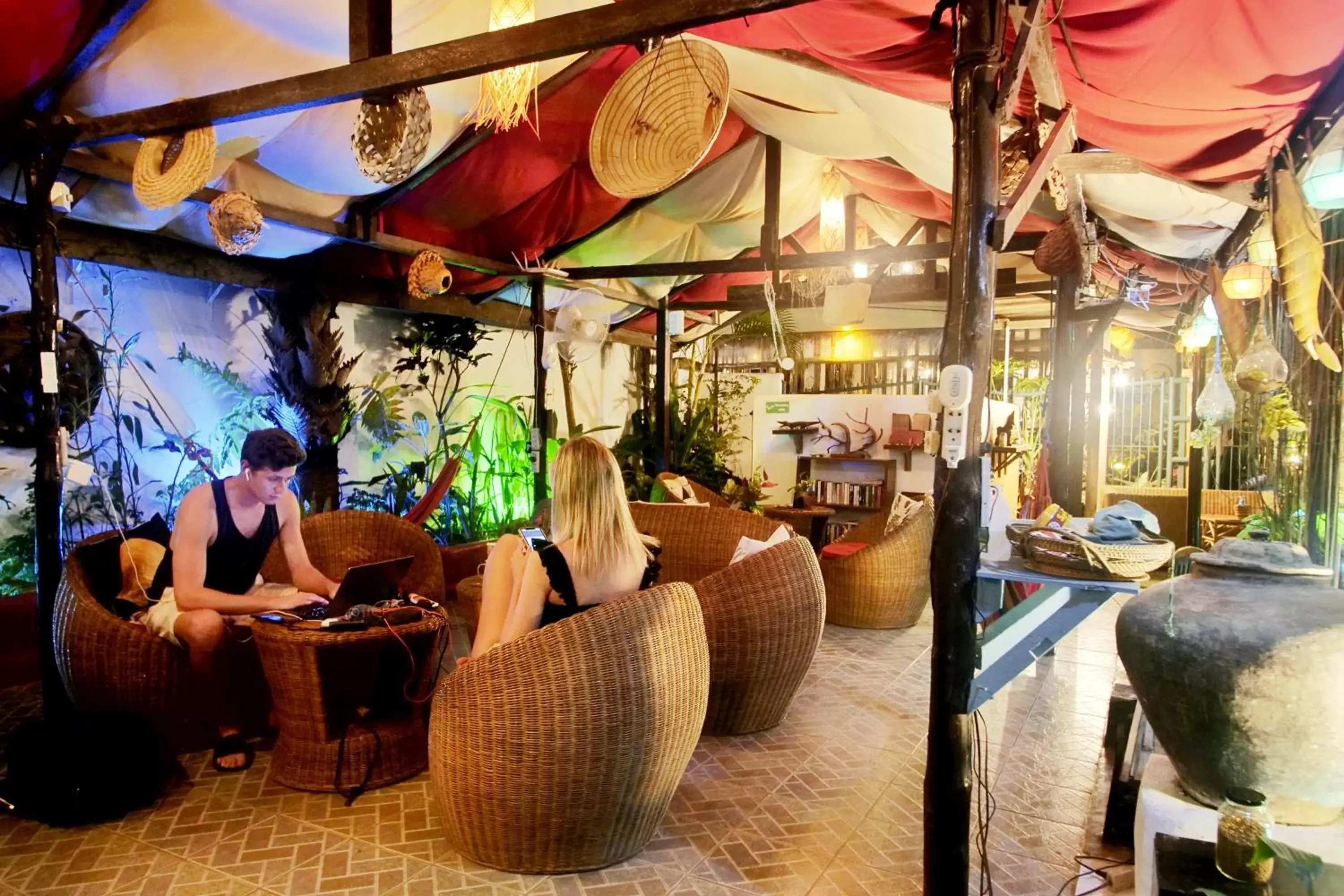 Property building in Bulskamp Inn Property building in Bulskamp Inn