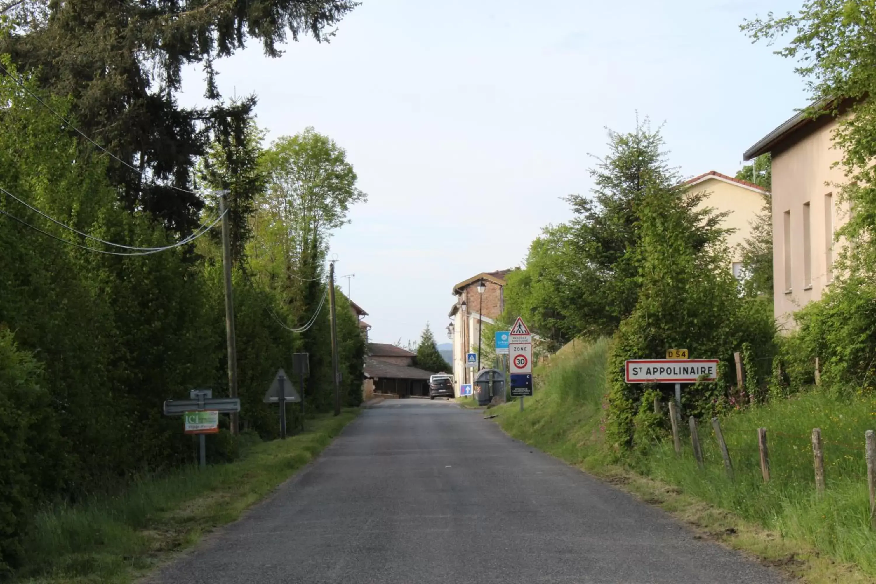 Spring, Property Building in AU BOL D'AIR