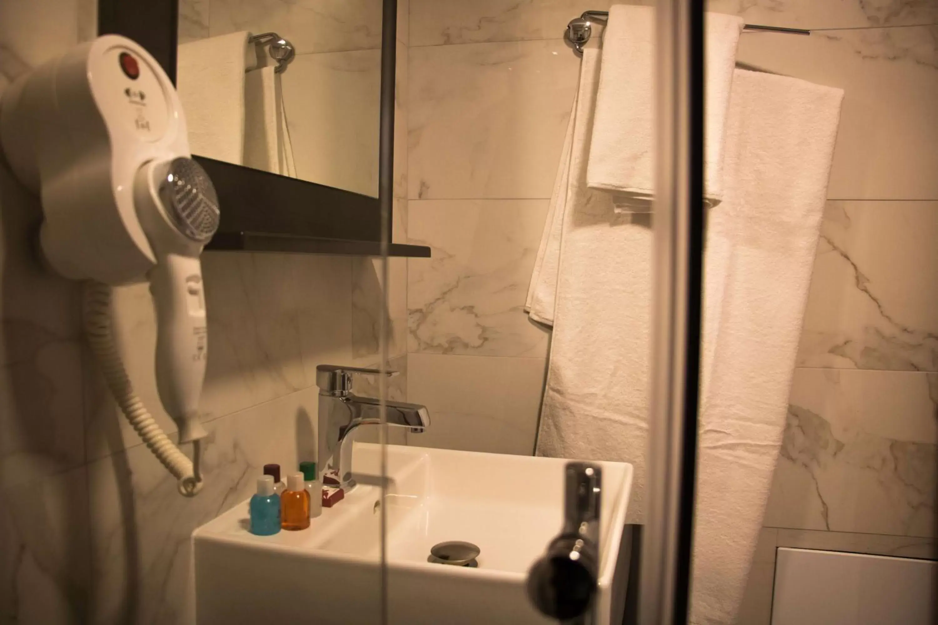 Photo of the whole room in Best Western Hotel Galla Photo of the whole room in Best Western Hotel Galla