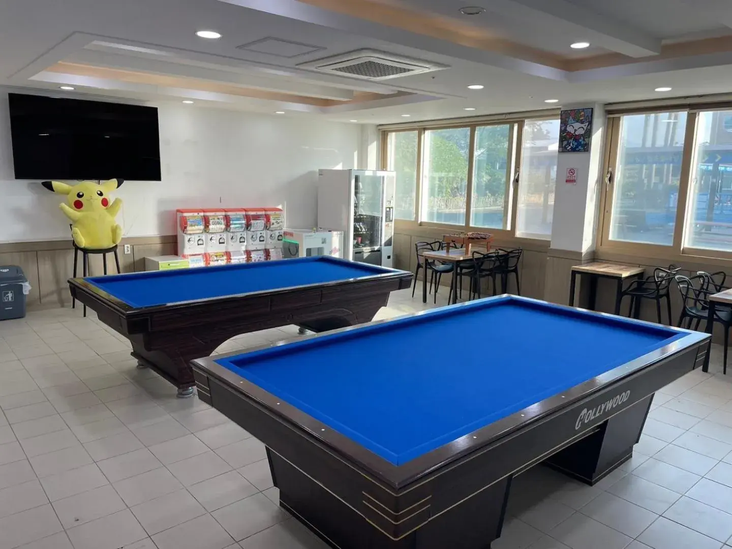 Billiards in Suandsu Hotel