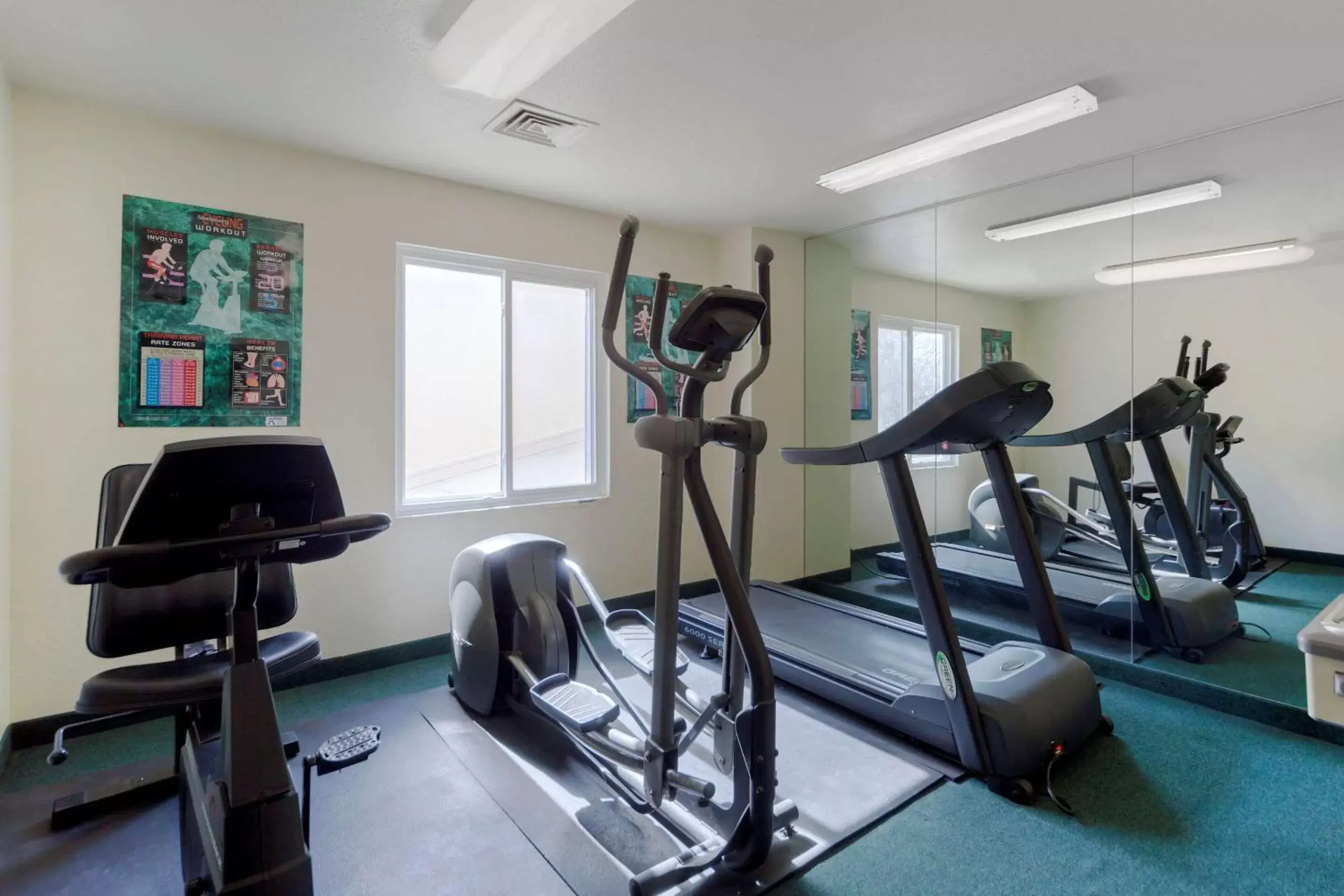Fitness centre/facilities, Fitness Center/Facilities in Sleep Inn & Suites Omaha Airport