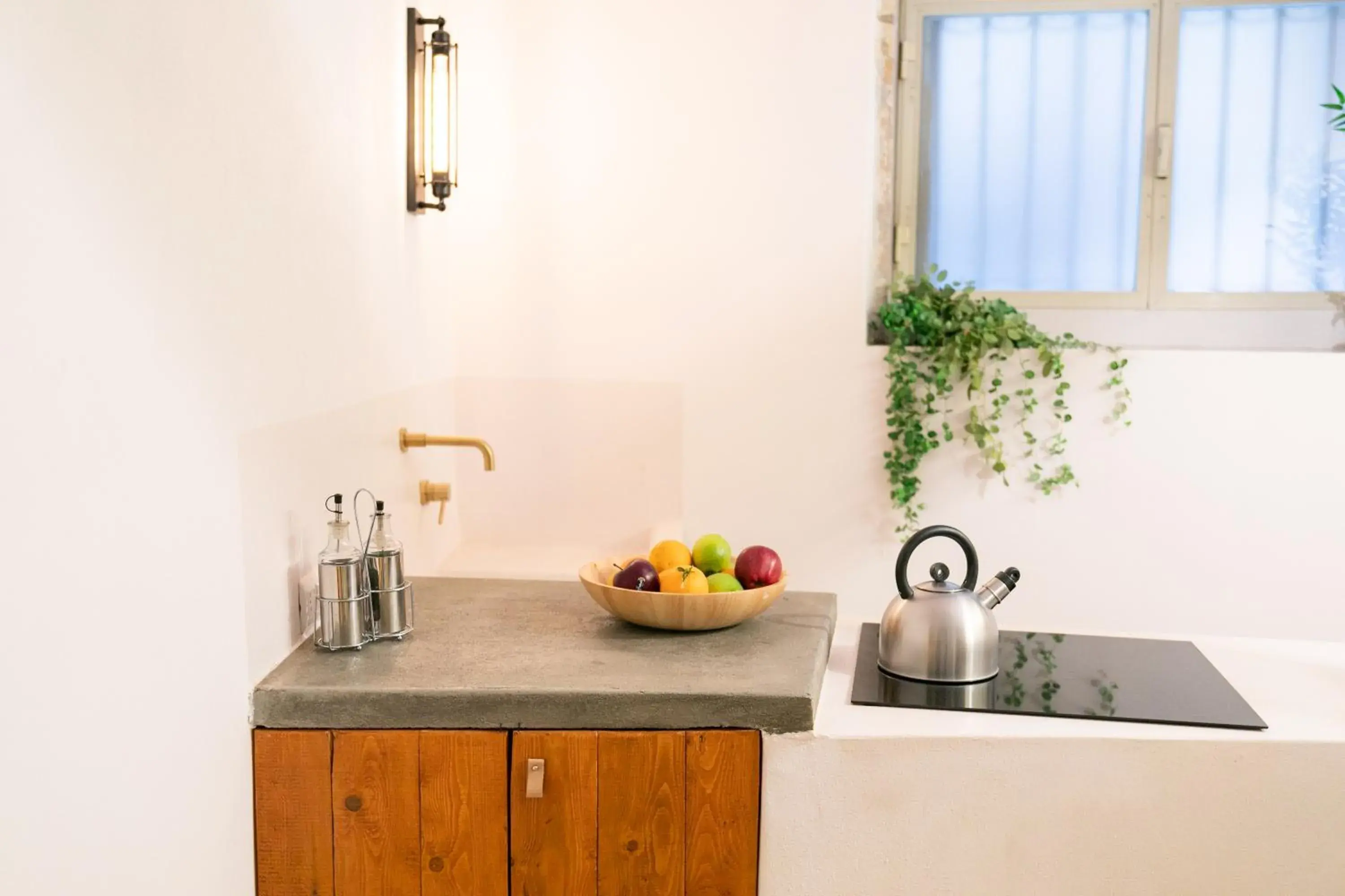 Dining area, Kitchen/Kitchenette in Casa Meti Exclusive Apartment in Ortigia