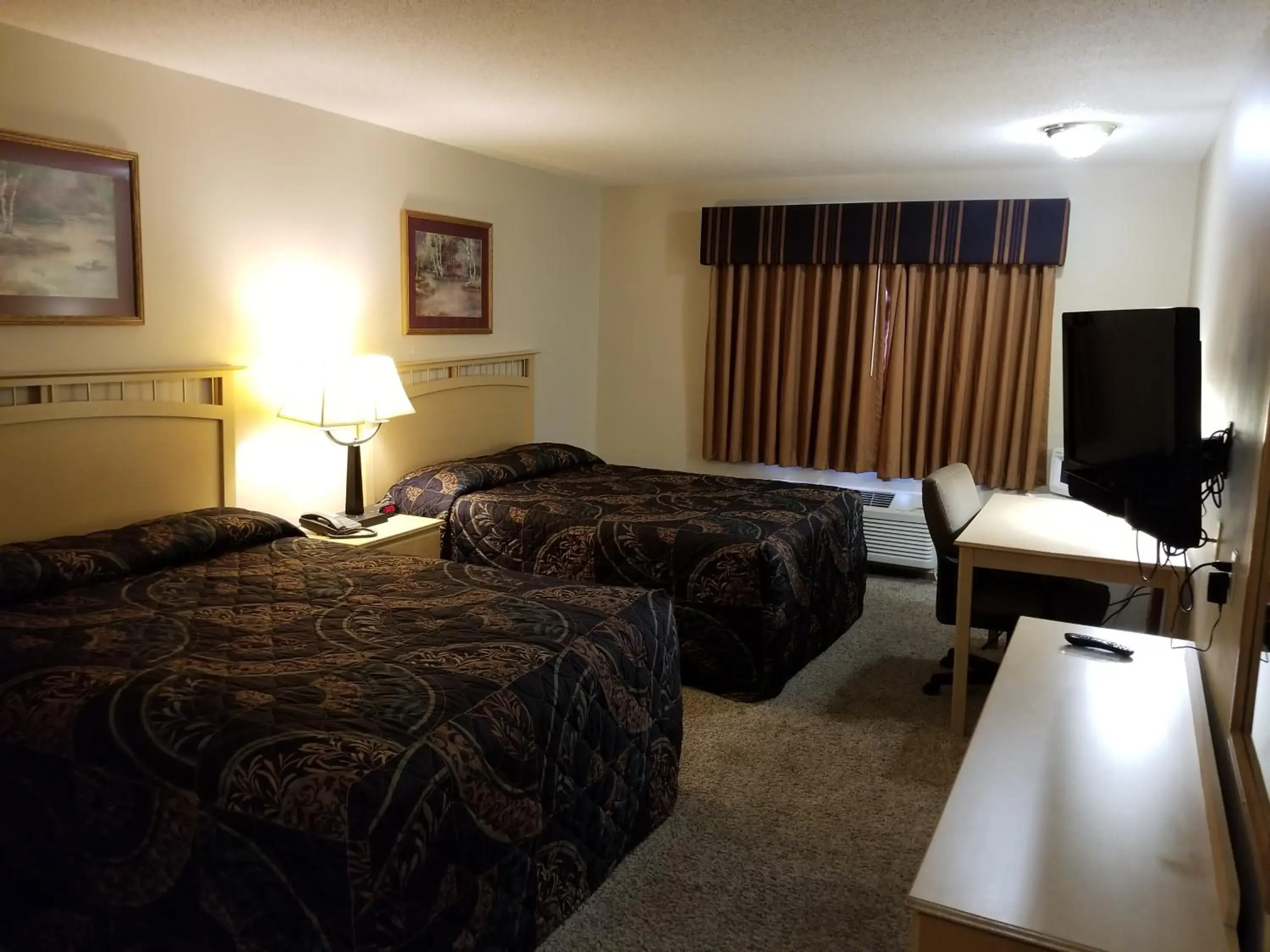 Bed in Prairie Inn