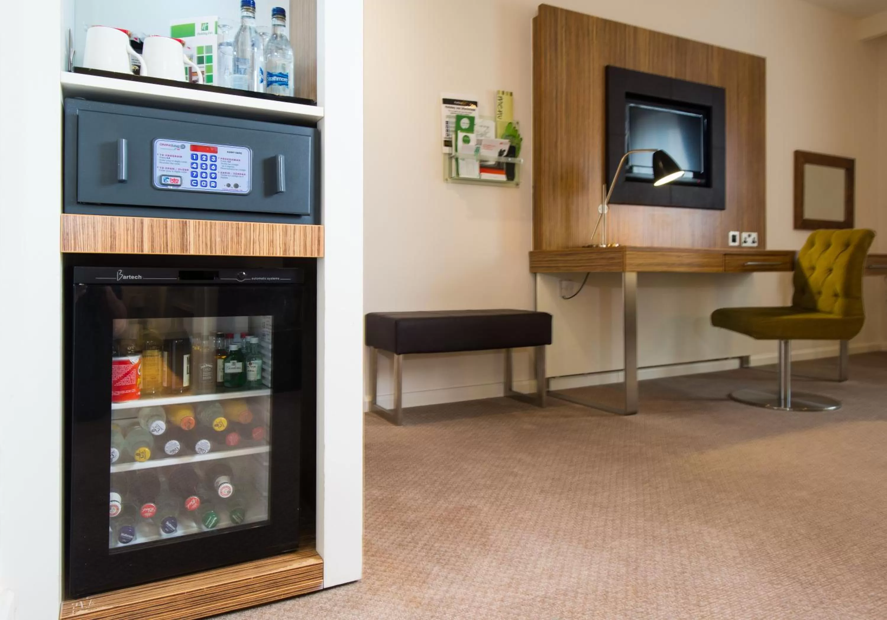 Photo of the whole room in Holiday Inn Stevenage by IHG