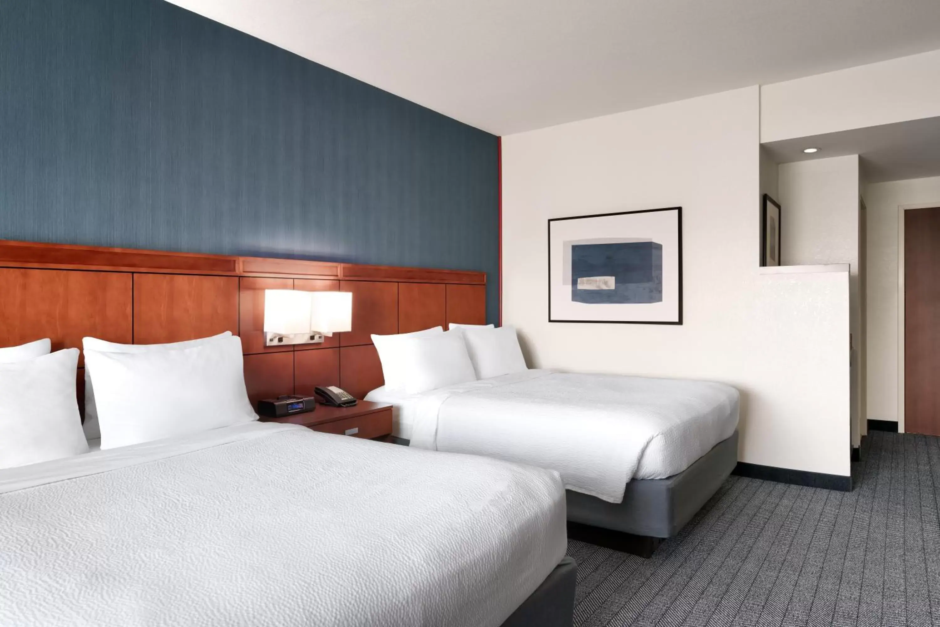 Photo of the whole room, Bed in Courtyard by Marriott Houston NASA Clear Lake