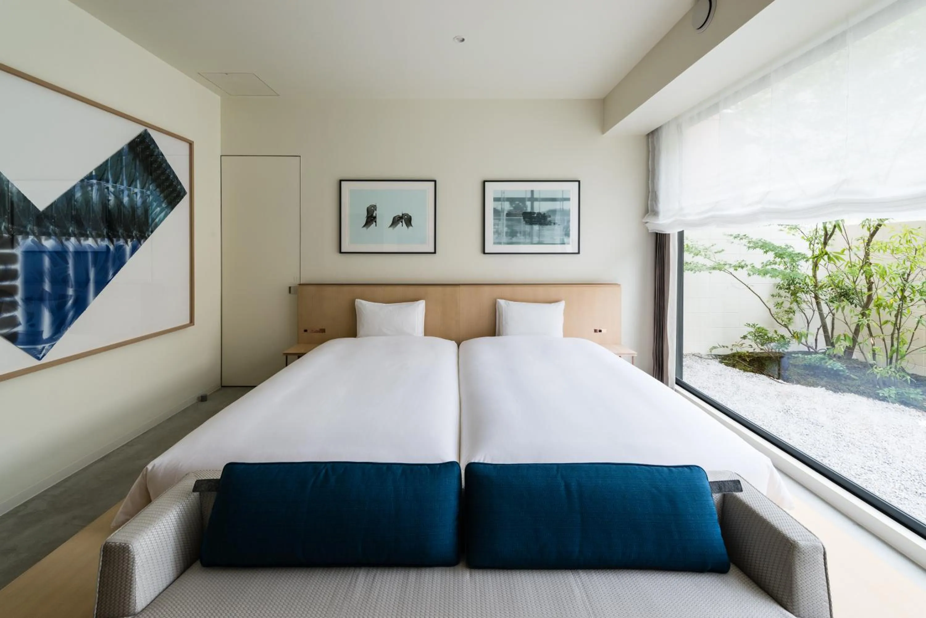 Photo of the whole room, Bed in Hotel Anteroom Kyoto