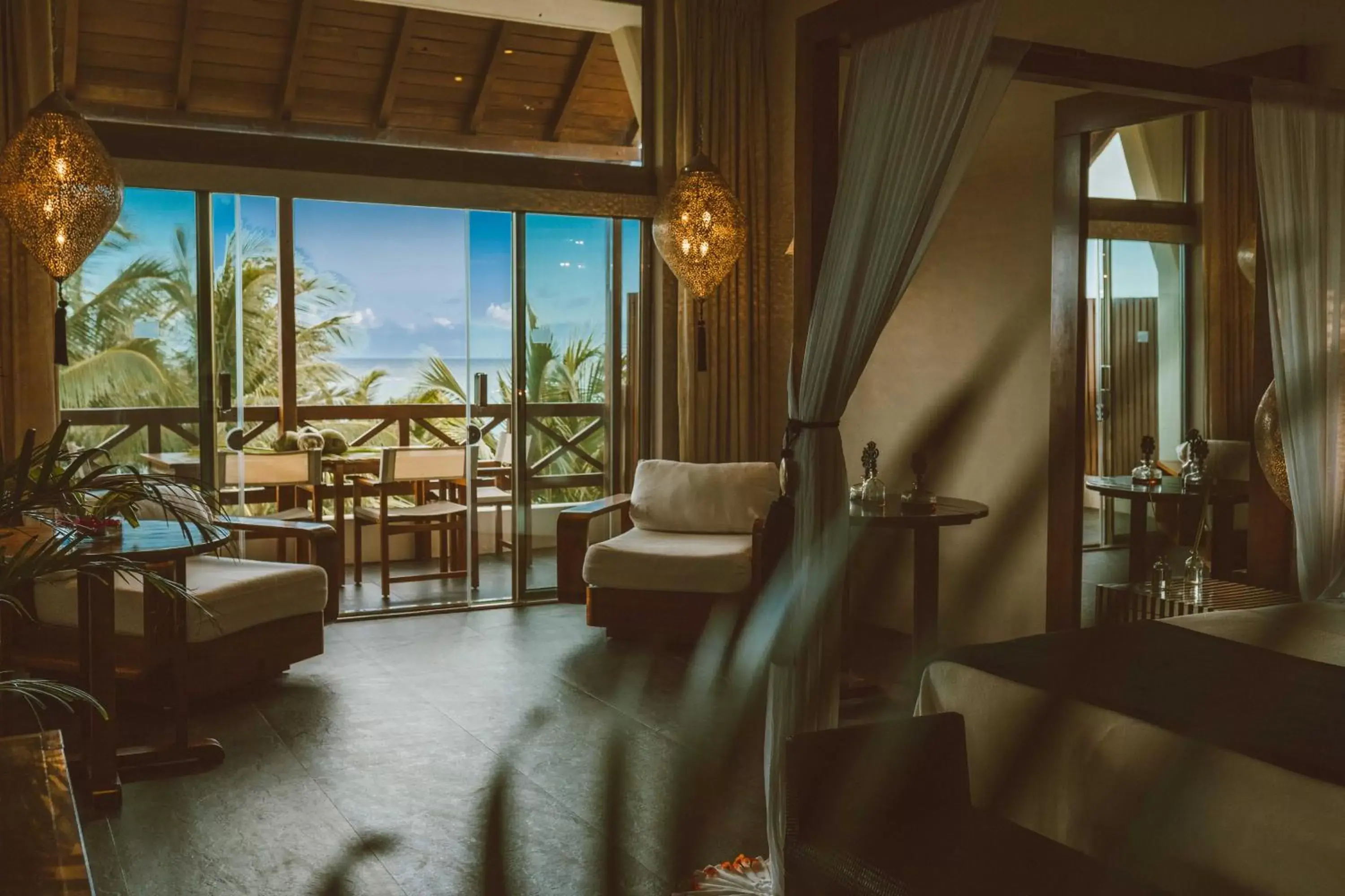 Bedroom, Seating Area in Jashita Hotel