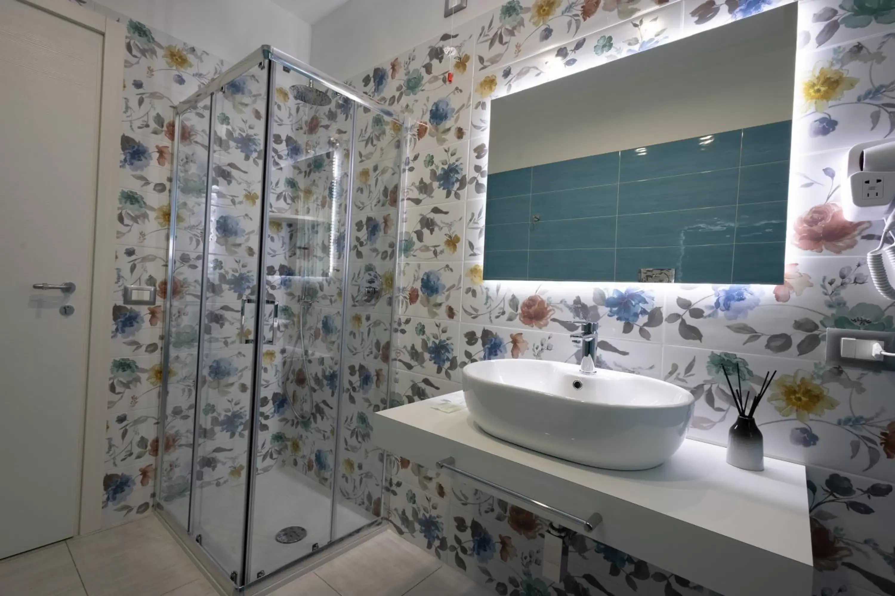 Triple Room in Rosy's House Triple Room in Rosy's House