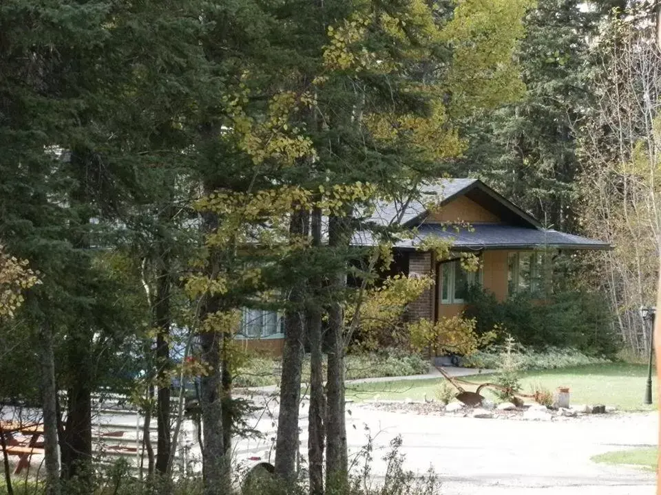 Facade/entrance, Garden in Rustlers Lodge