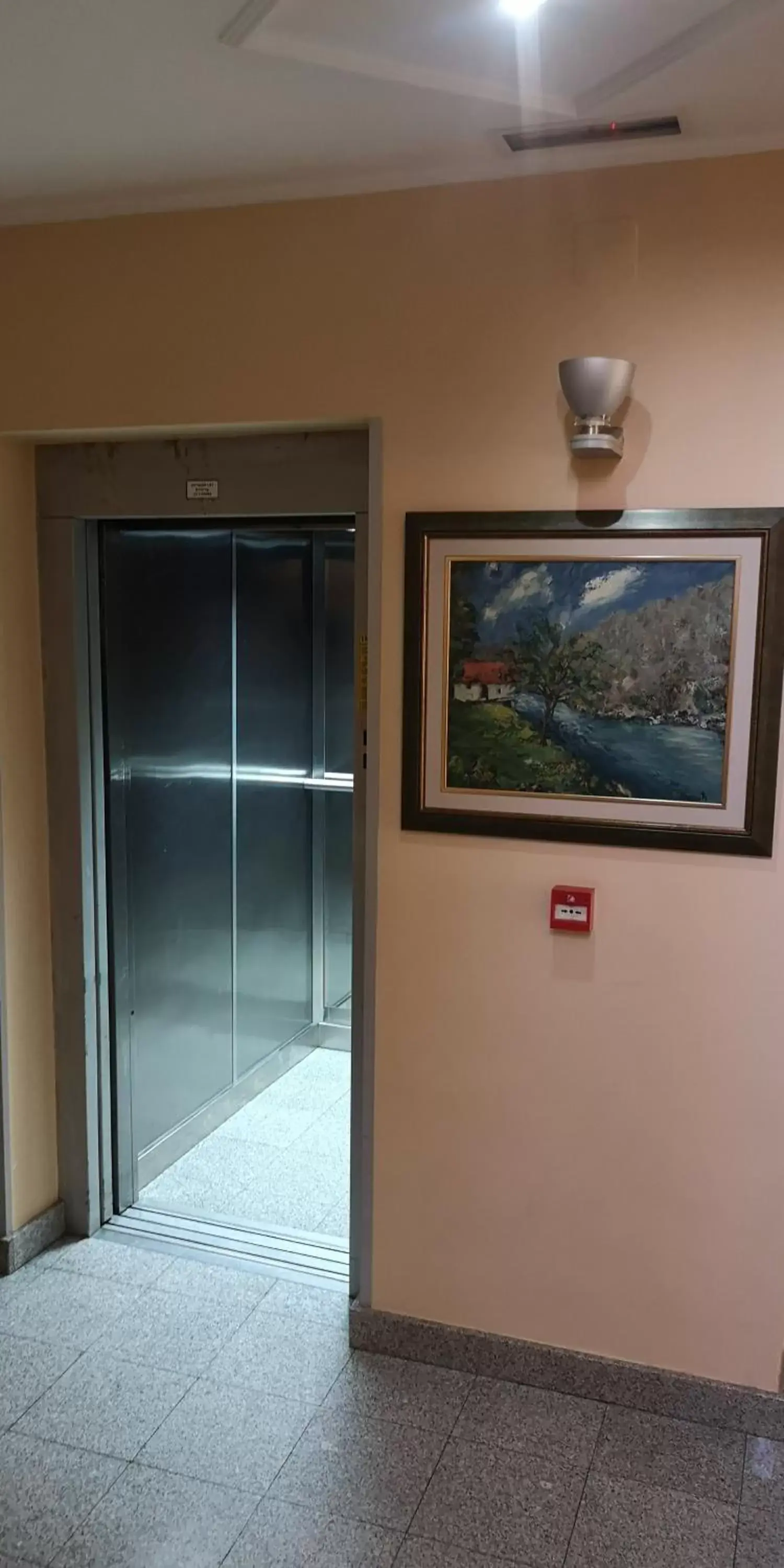 elevator in Hotel Elegance